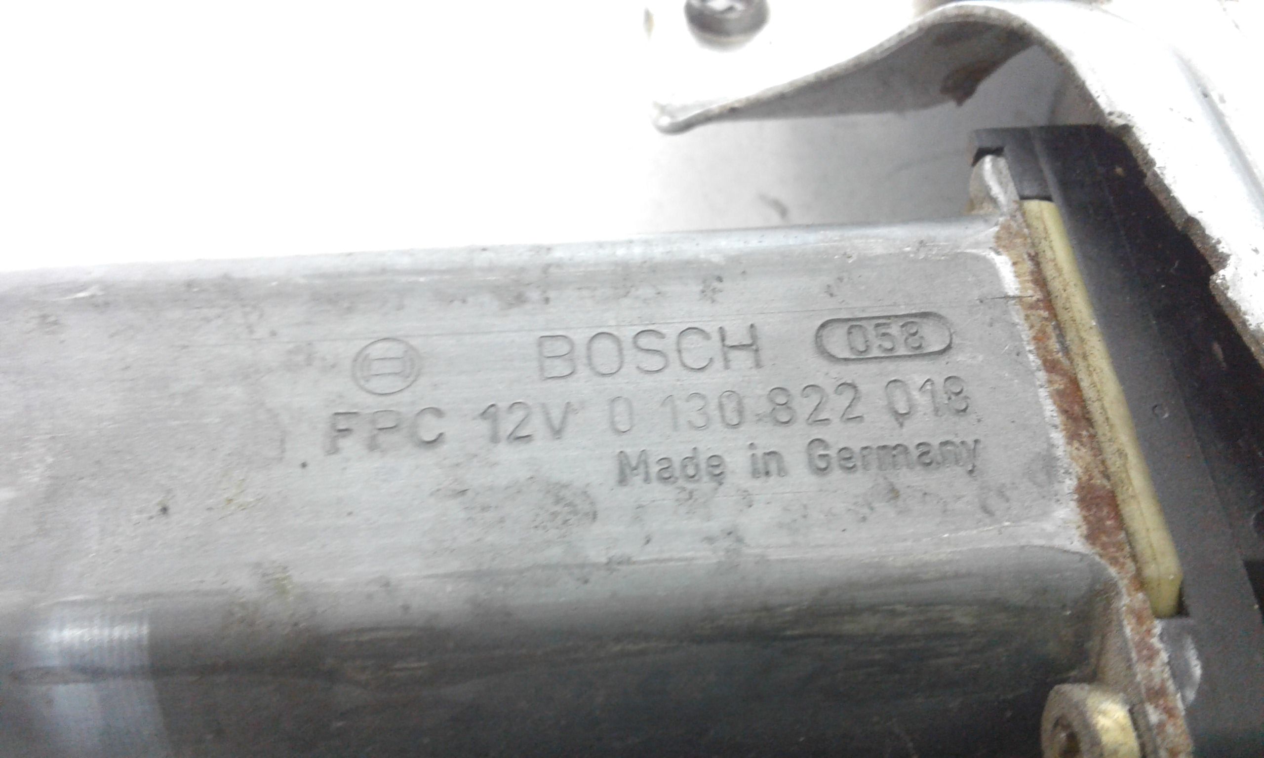 Cremagliera anteriore sinistra Guida TOYOTA Yaris 1 Serie