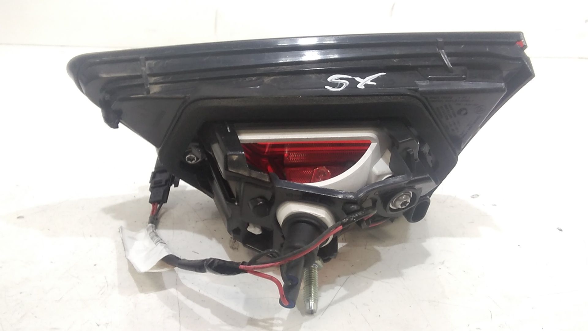 Stop Posteriore Sinistro Integrato nel Portello RENAULT Clio Serie IV (12>19)