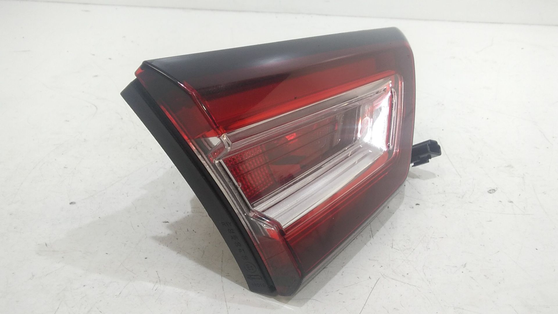 Stop Posteriore Sinistro Integrato nel Portello RENAULT Clio Serie IV (12>19)