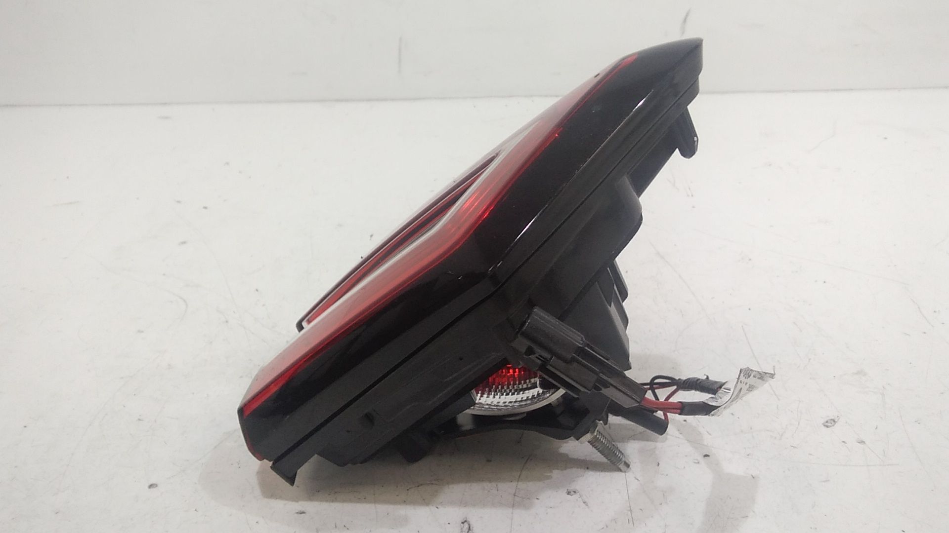 Stop Posteriore Sinistro Integrato nel Portello RENAULT Clio Serie IV (12>19)