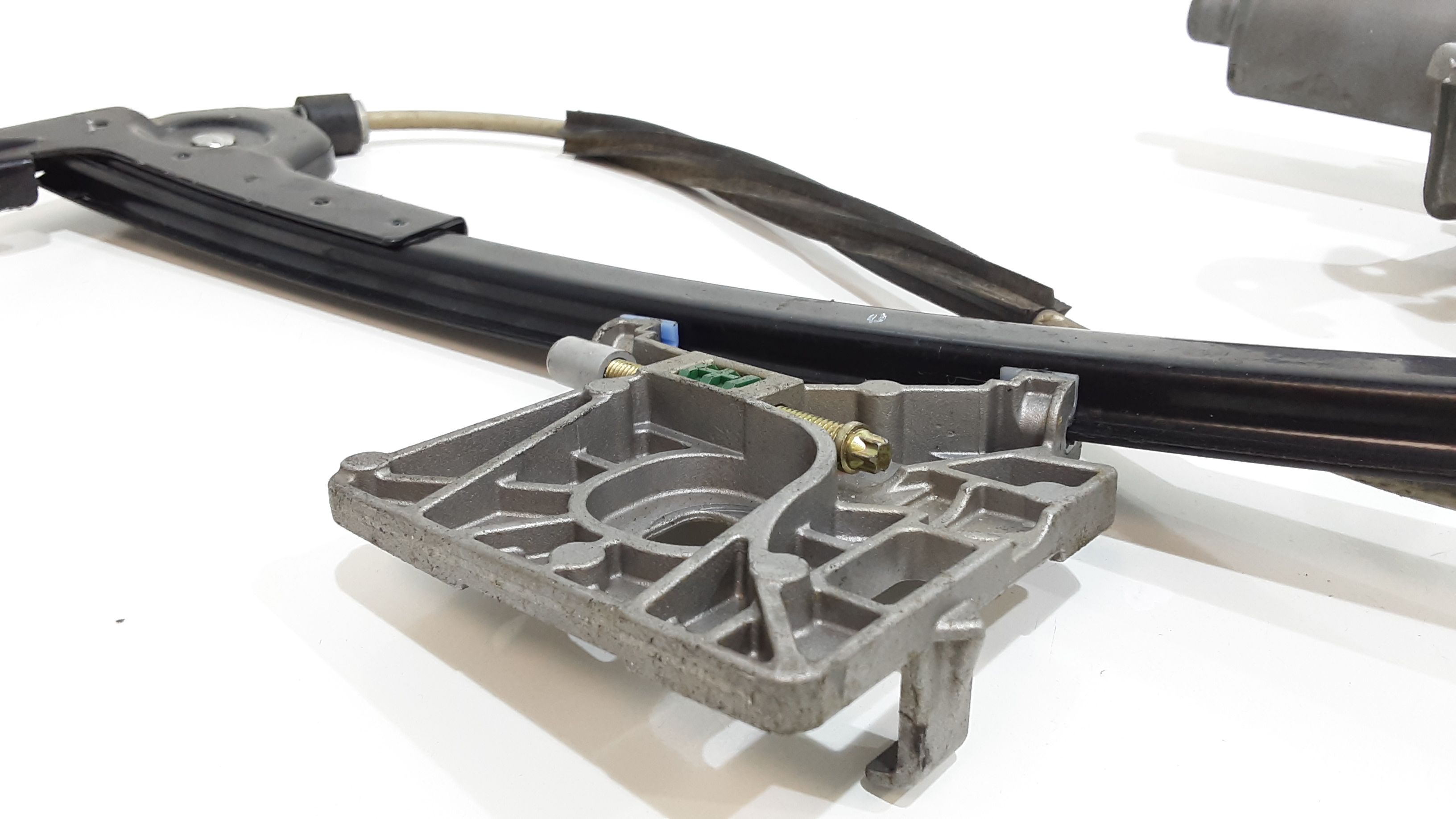 Cremagliera anteriore sinistra Guida MERCEDES SLK Serie (W170) (96>04)