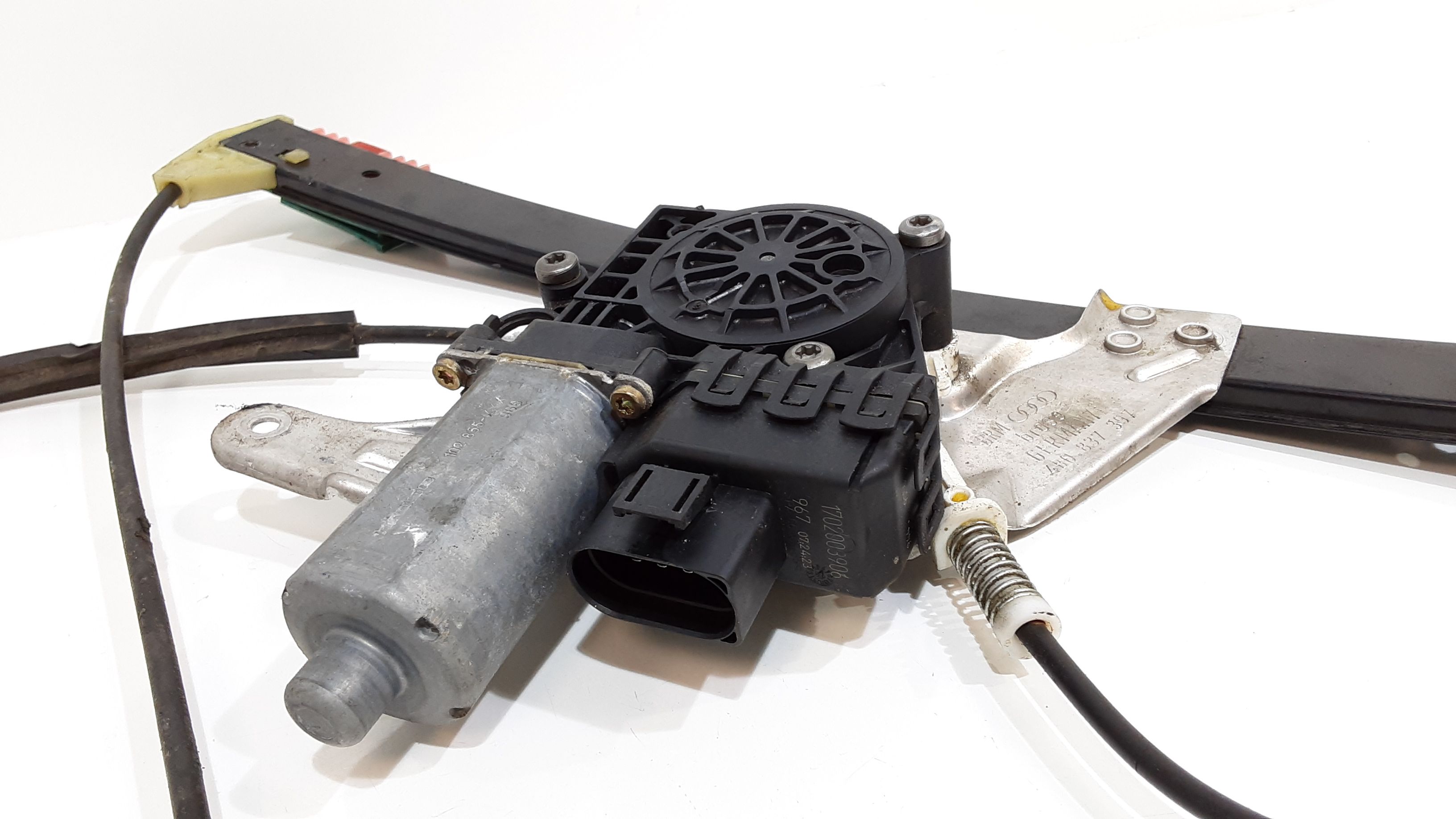 Cremagliera anteriore sinistra Guida AUDI A4 Avant (B5) 1 serie