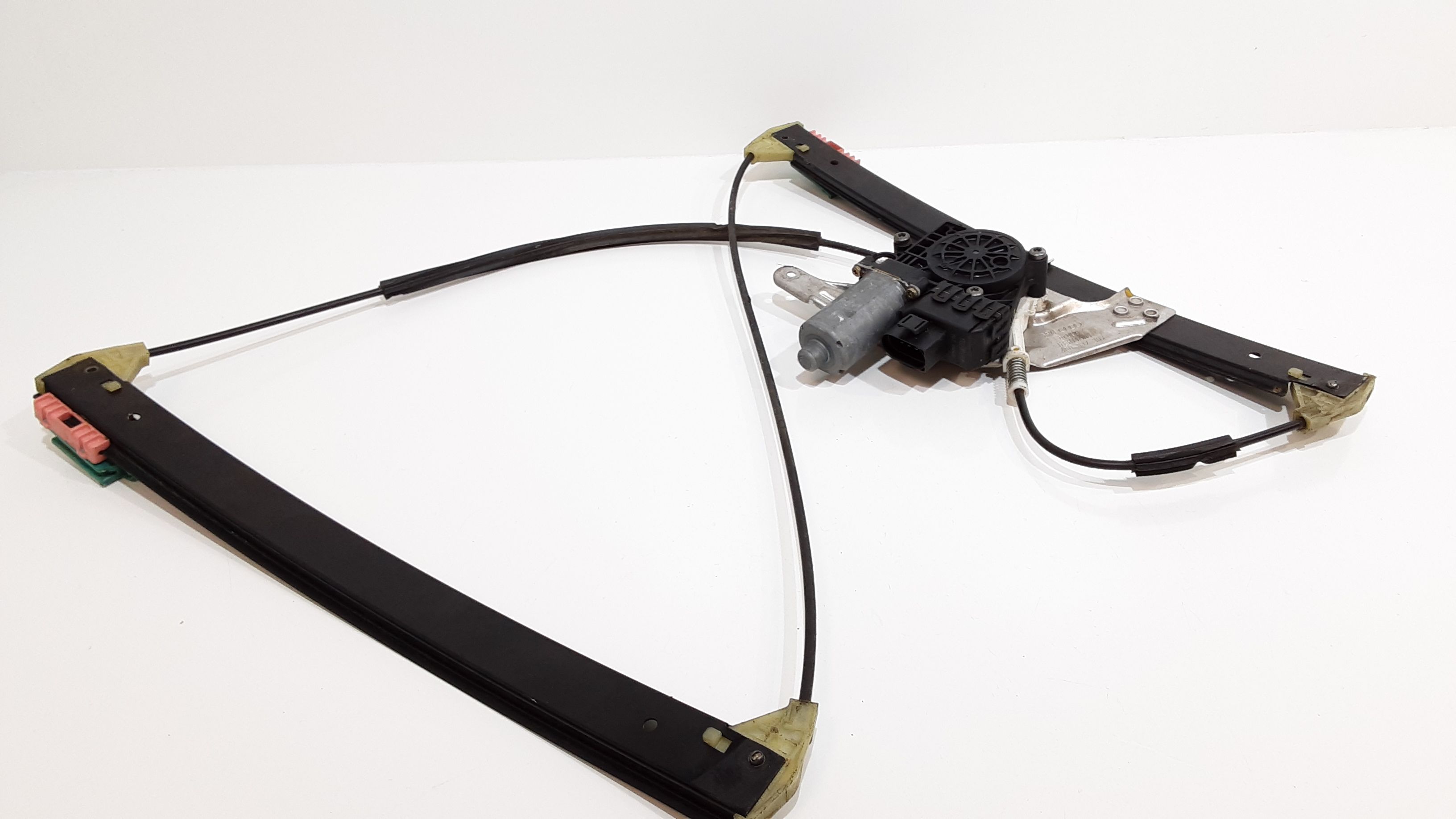 Cremagliera anteriore sinistra Guida AUDI A4 Avant (B5) 1 serie