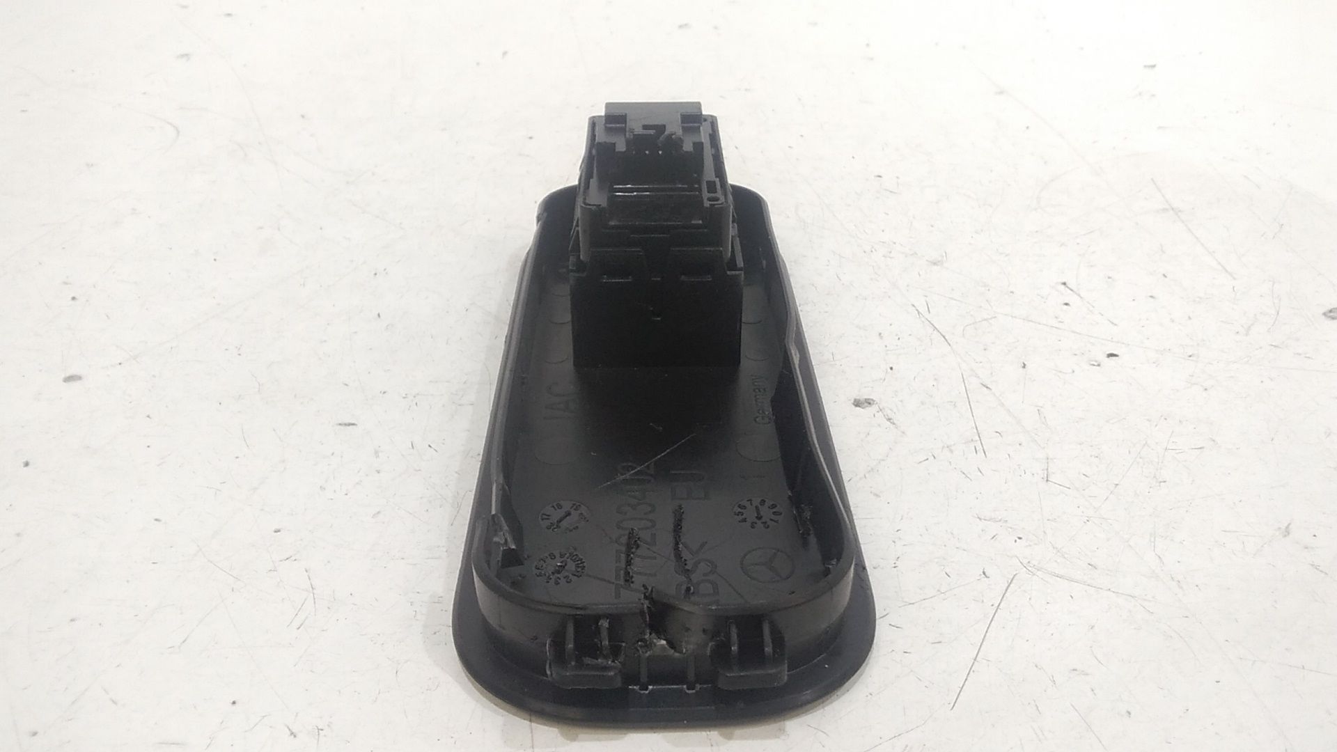 Pulsantiera Anteriore Destra Passeggero MERCEDES CLA Coup (C118) (19>)