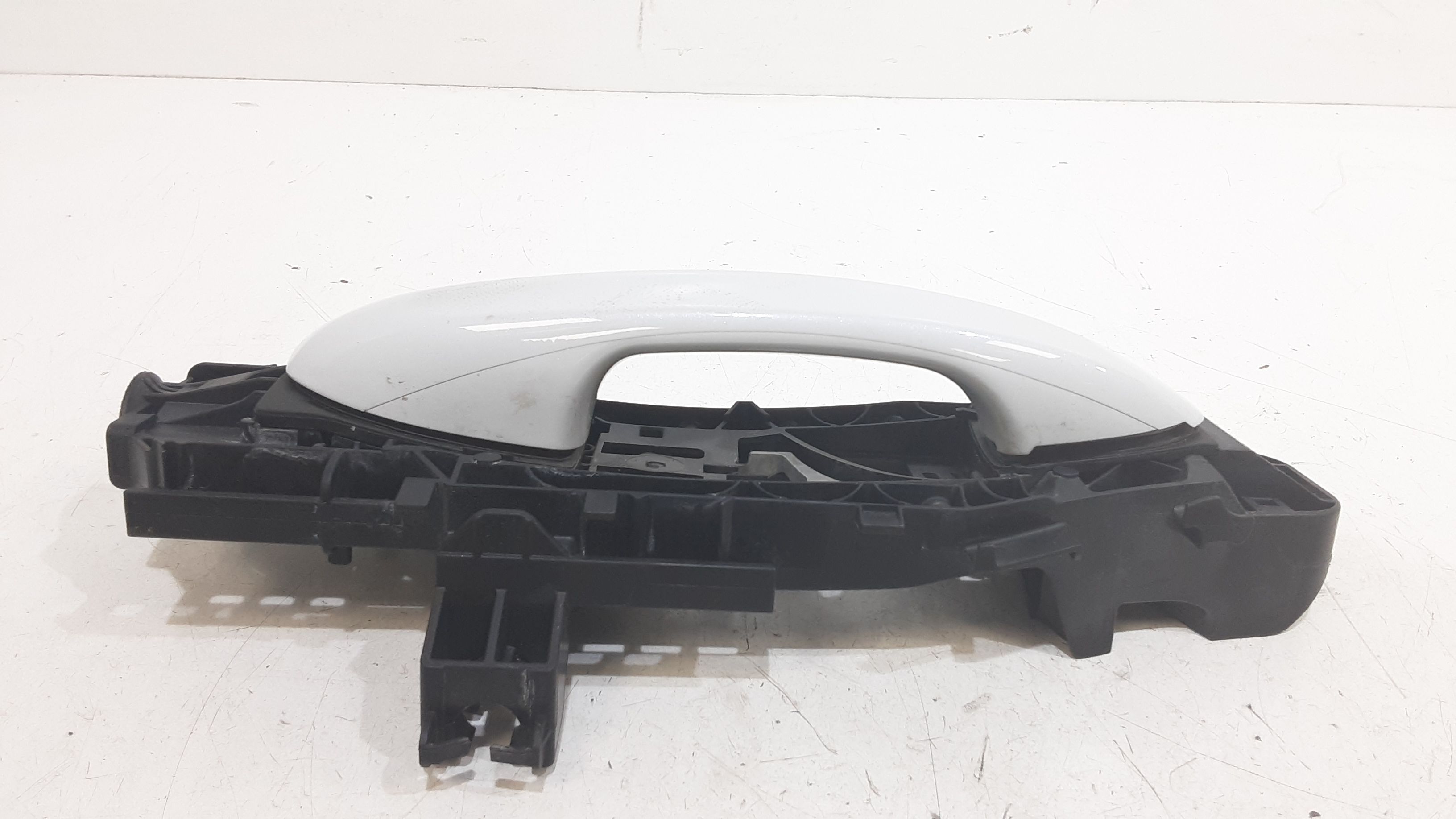 Maniglia esterna Anteriore Destra MERCEDES CLA Coup (C118) (19>)
