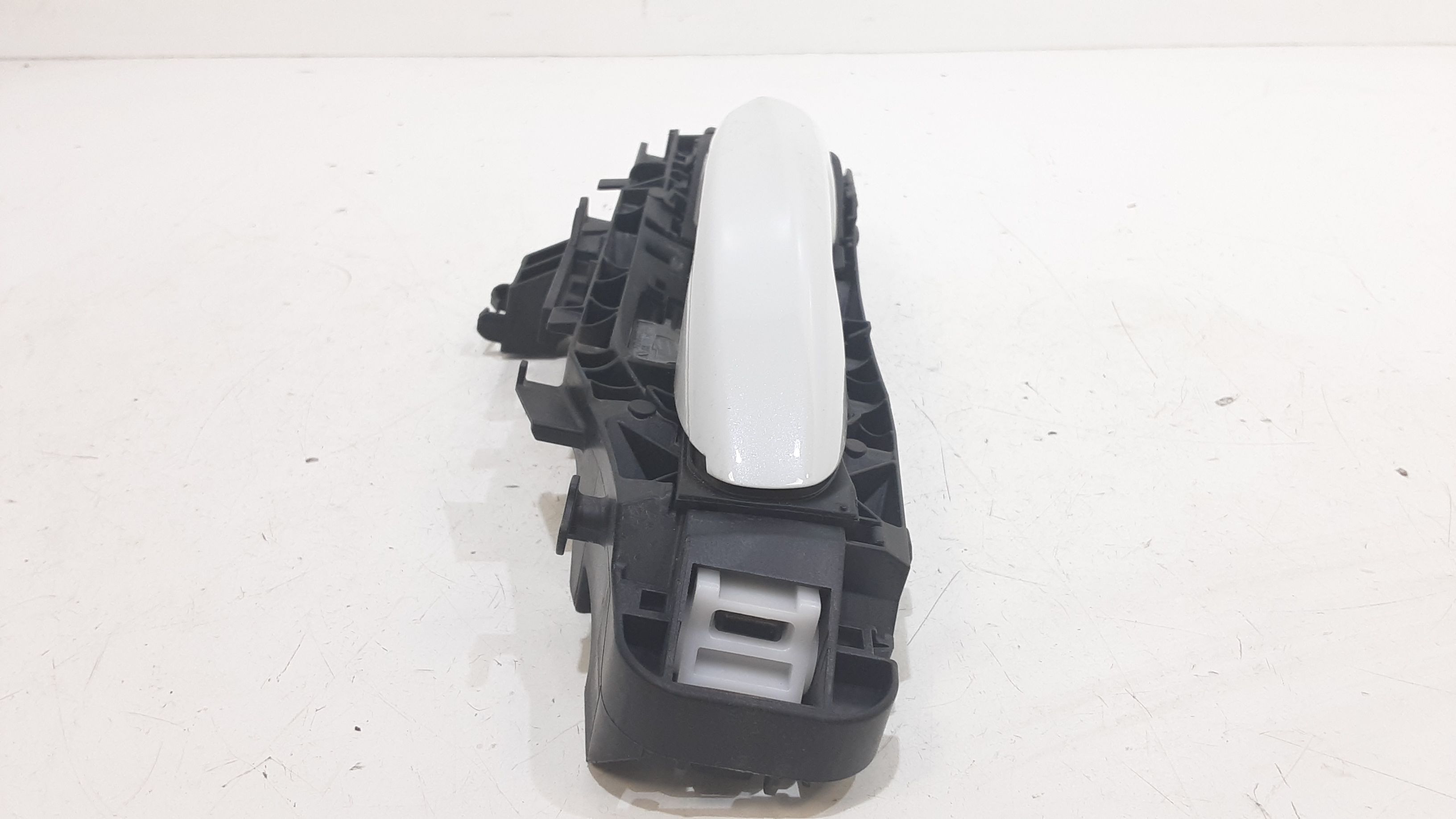 Maniglia esterna Anteriore Destra MERCEDES CLA Coup (C118) (19>)