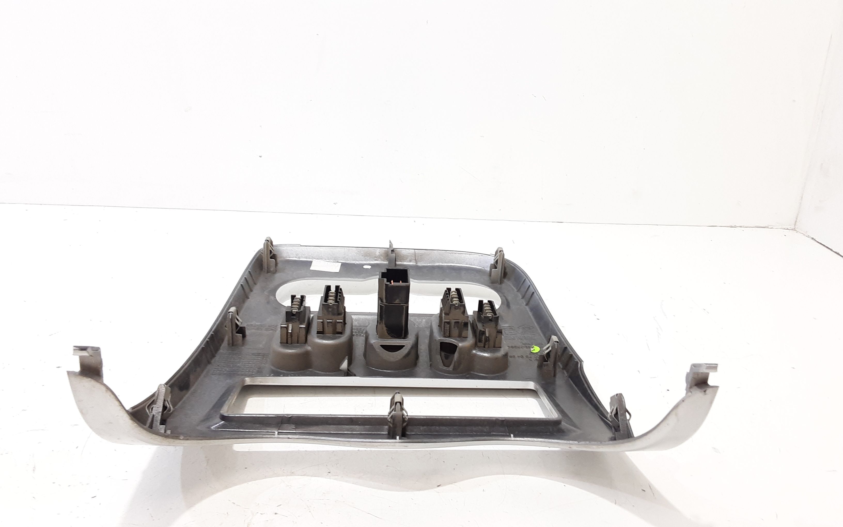 Pulsantiera Centrale DACIA Logan MCV