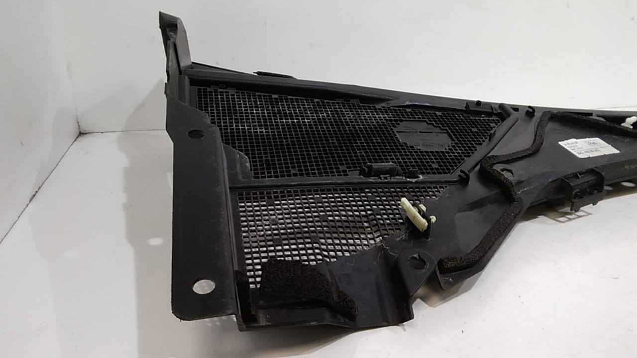 Griglia Gocciolatoio ant. LAND ROVER Range Rover Velar (17>)