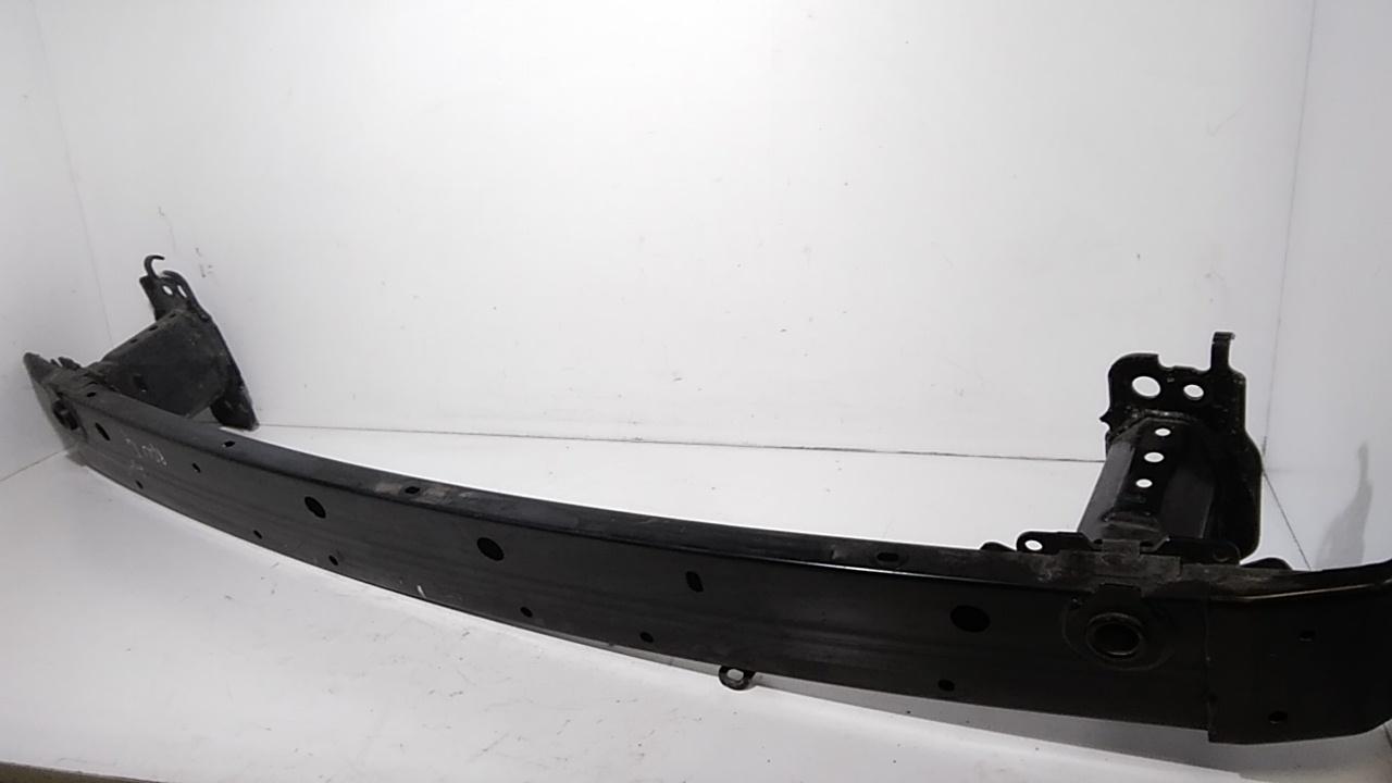 Rinforzo Paraurti anteriore TOYOTA Rav4 6 Serie