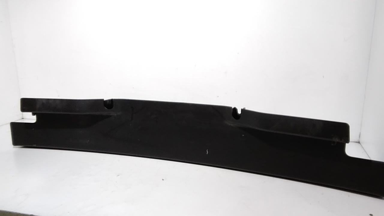 Batticofano posteriore LAND ROVER Range Rover Velar (17>)