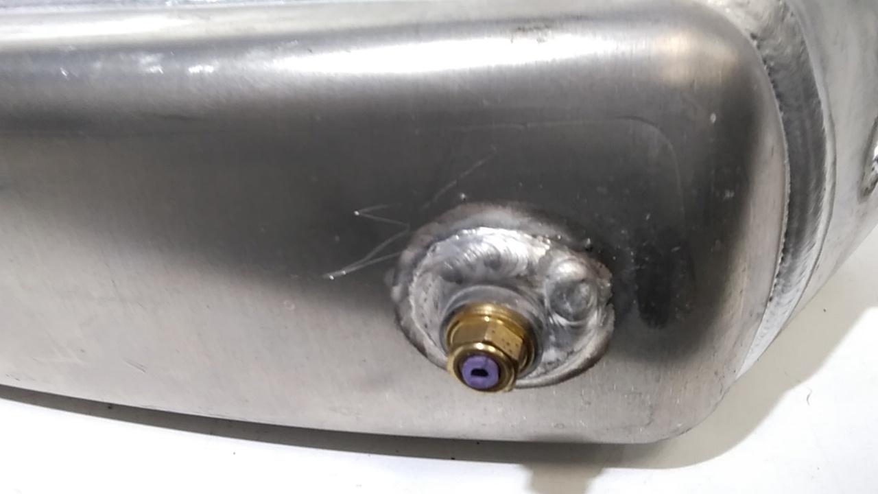 Serbatoio aria compressione  sospensioni  pneumatiche VOLKSWAGEN Touareg R-Line (18>)