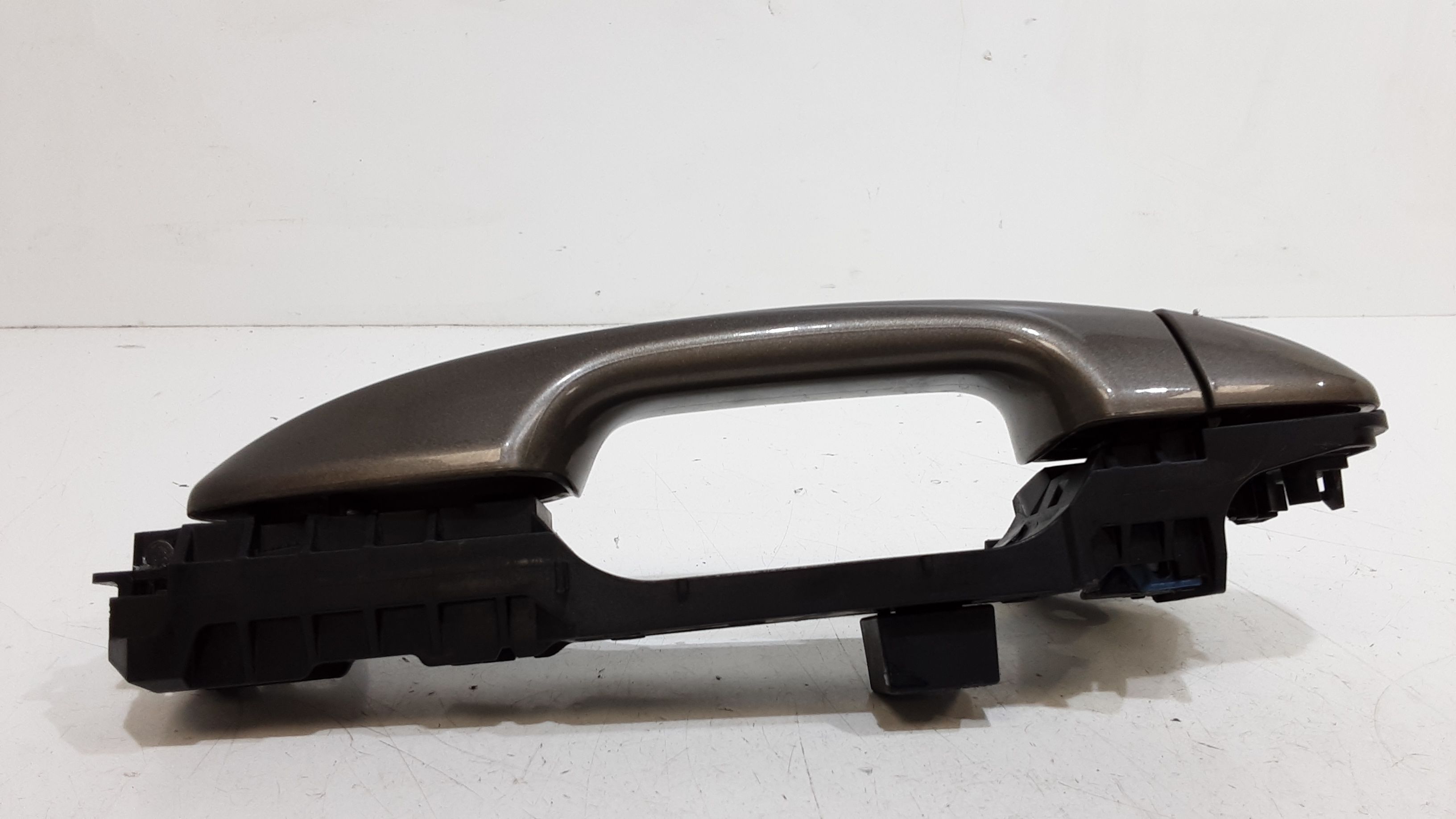 Maniglia esterna Posteriore Sinistra TOYOTA Rav4 Serie (18>)