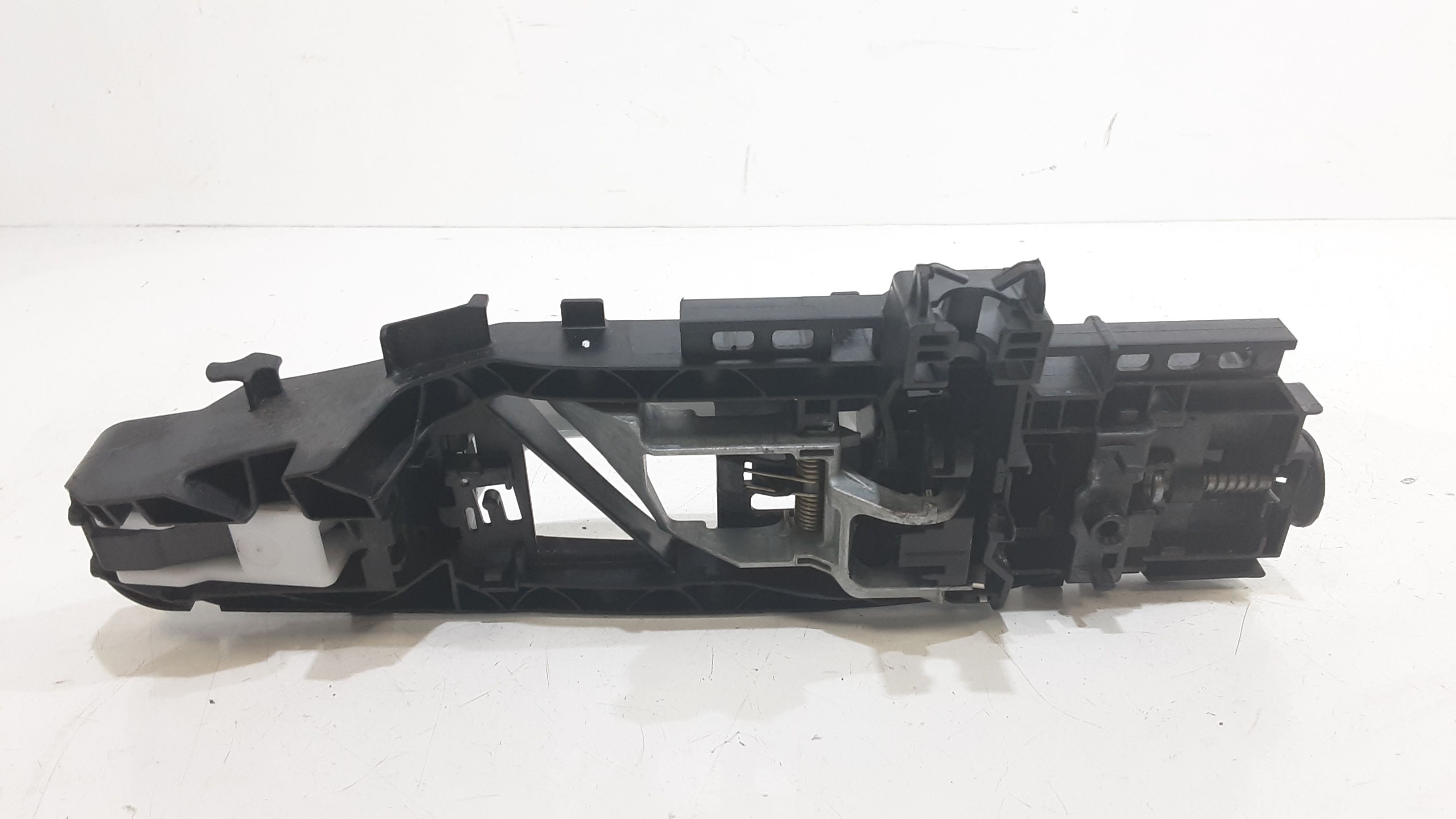 Maniglia esterna Posteriore Sinistra MERCEDES CLA Coup (C118) (19>)