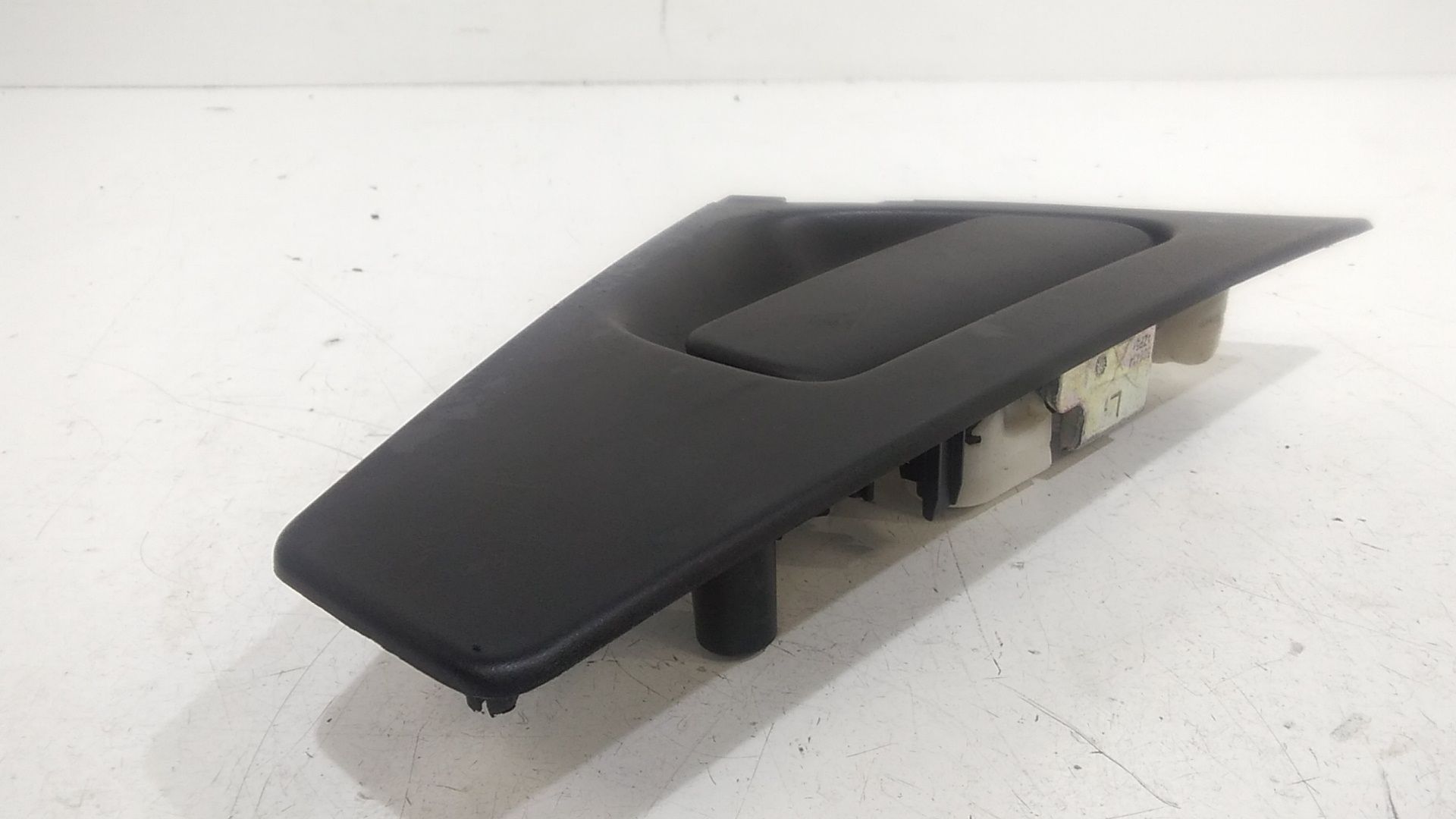 Maniglia esterna Posteriore Sinistra RENAULT Clio Serie IV (12>19)