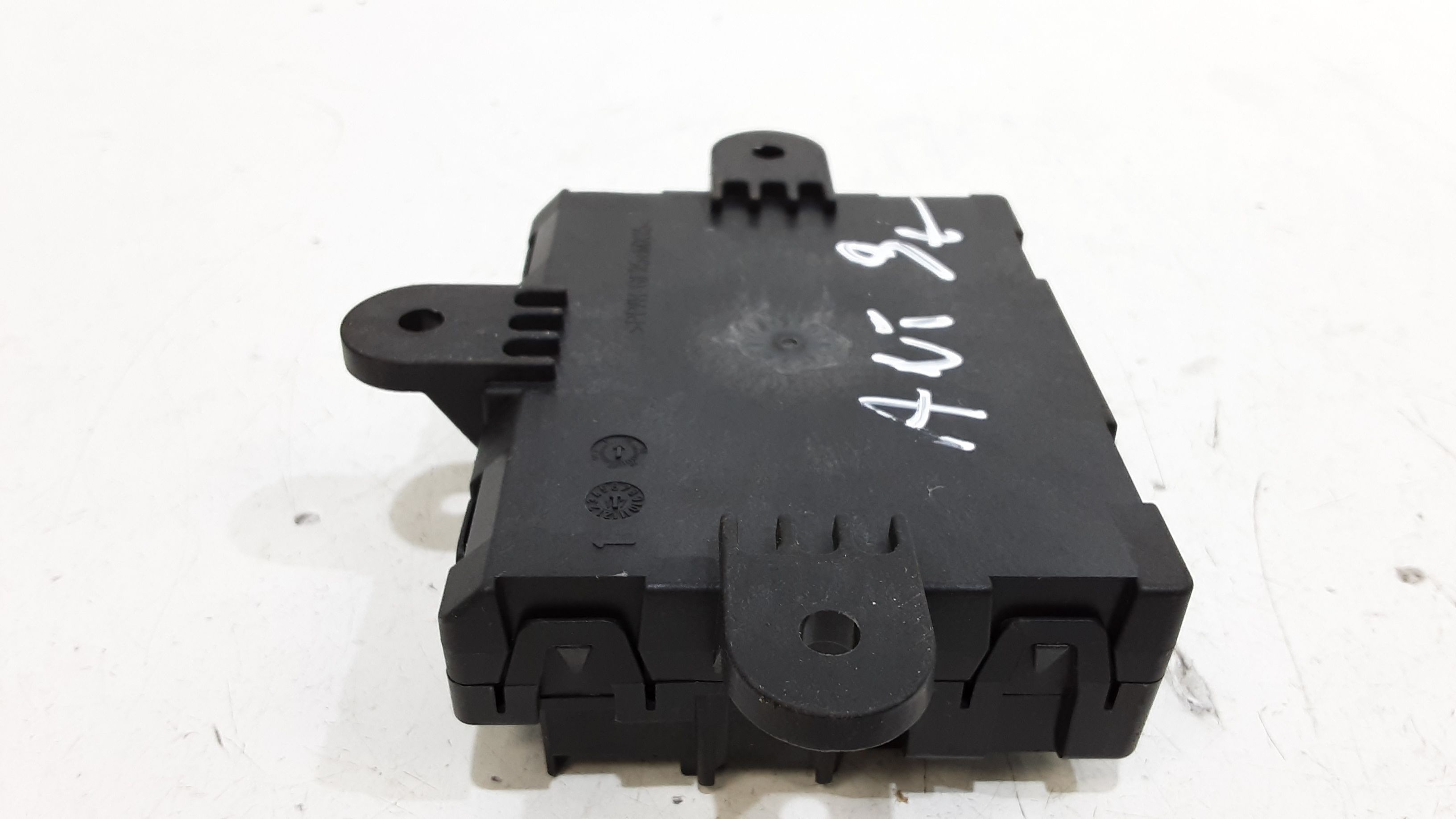 Centralina porta SX guida LAND ROVER Range Rover Velar (17>)