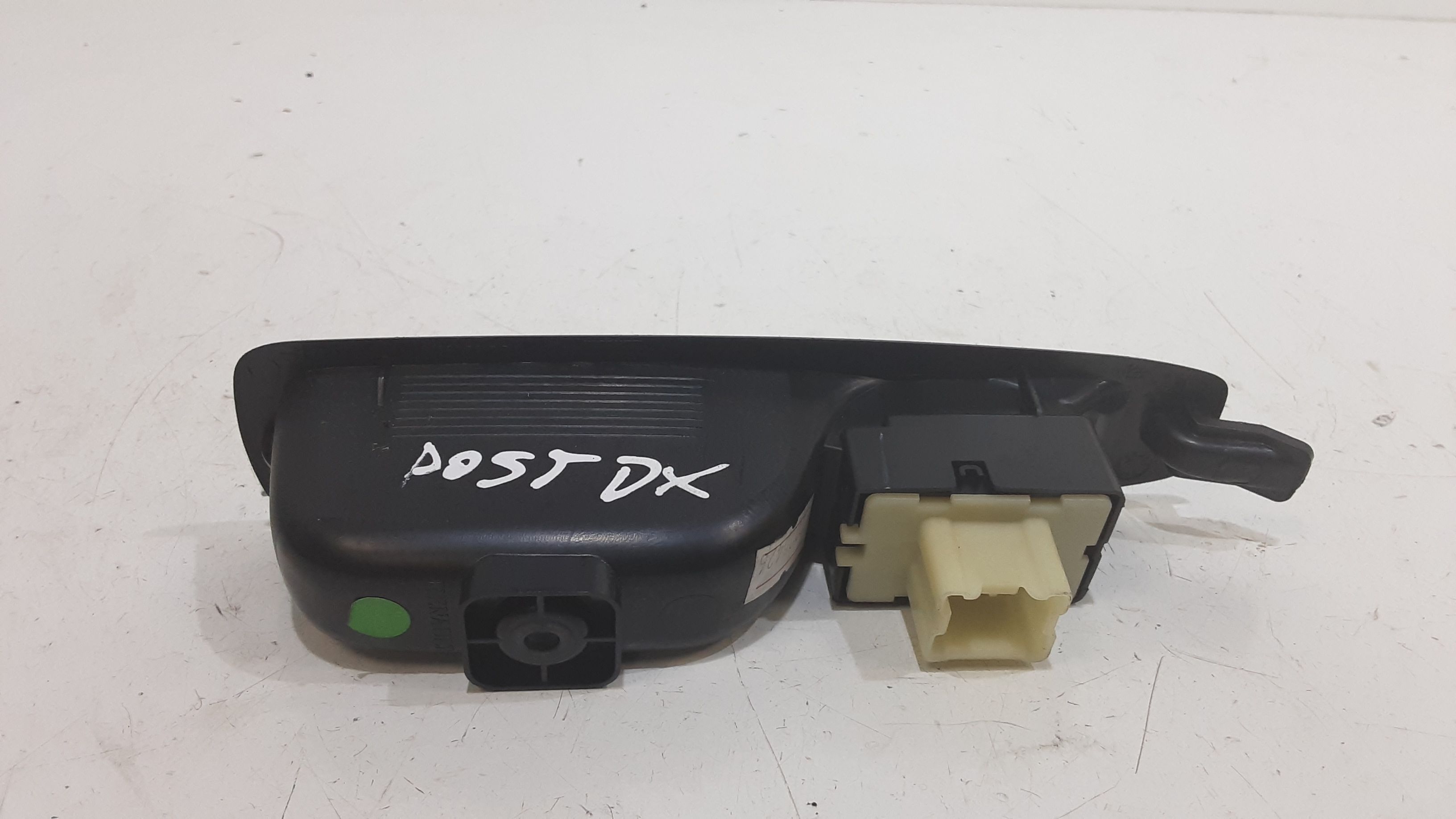 Pulsantiera Posteriore Destra RENAULT Clio Serie IV (12>19)