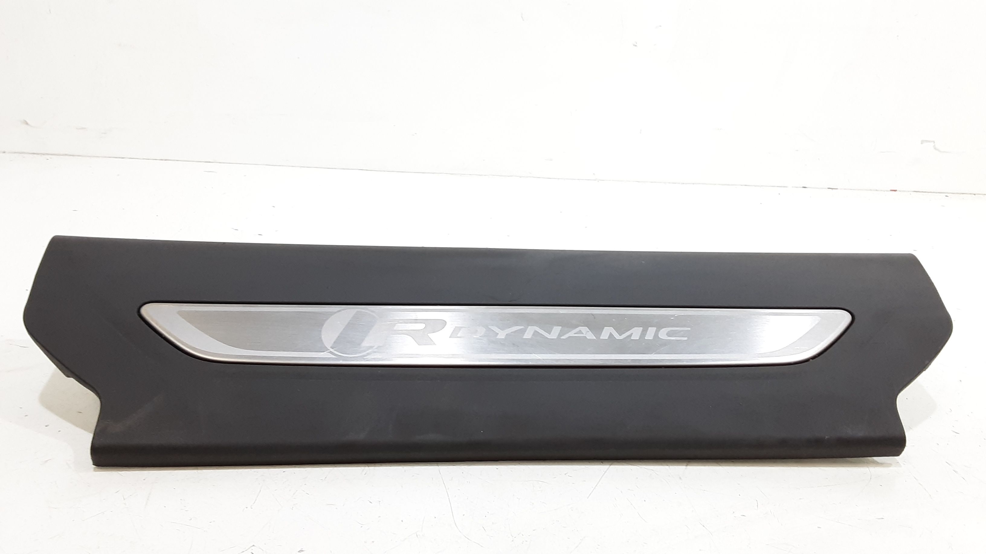 Batticalcagno Anteriore Destro LAND ROVER Range Rover Velar (17>)