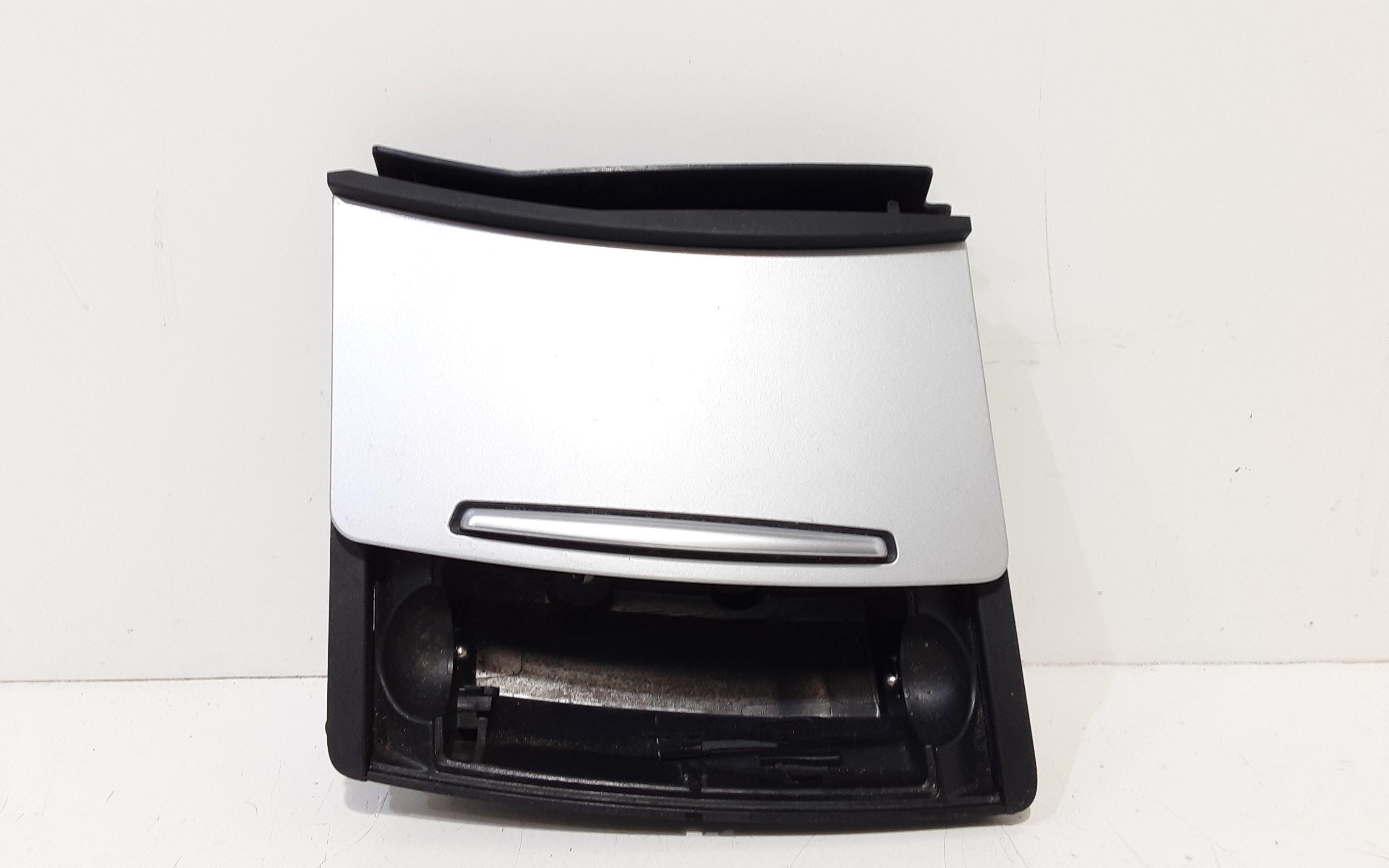 Posacenere AUDI A6 Allroad 2 Serie (4FH)