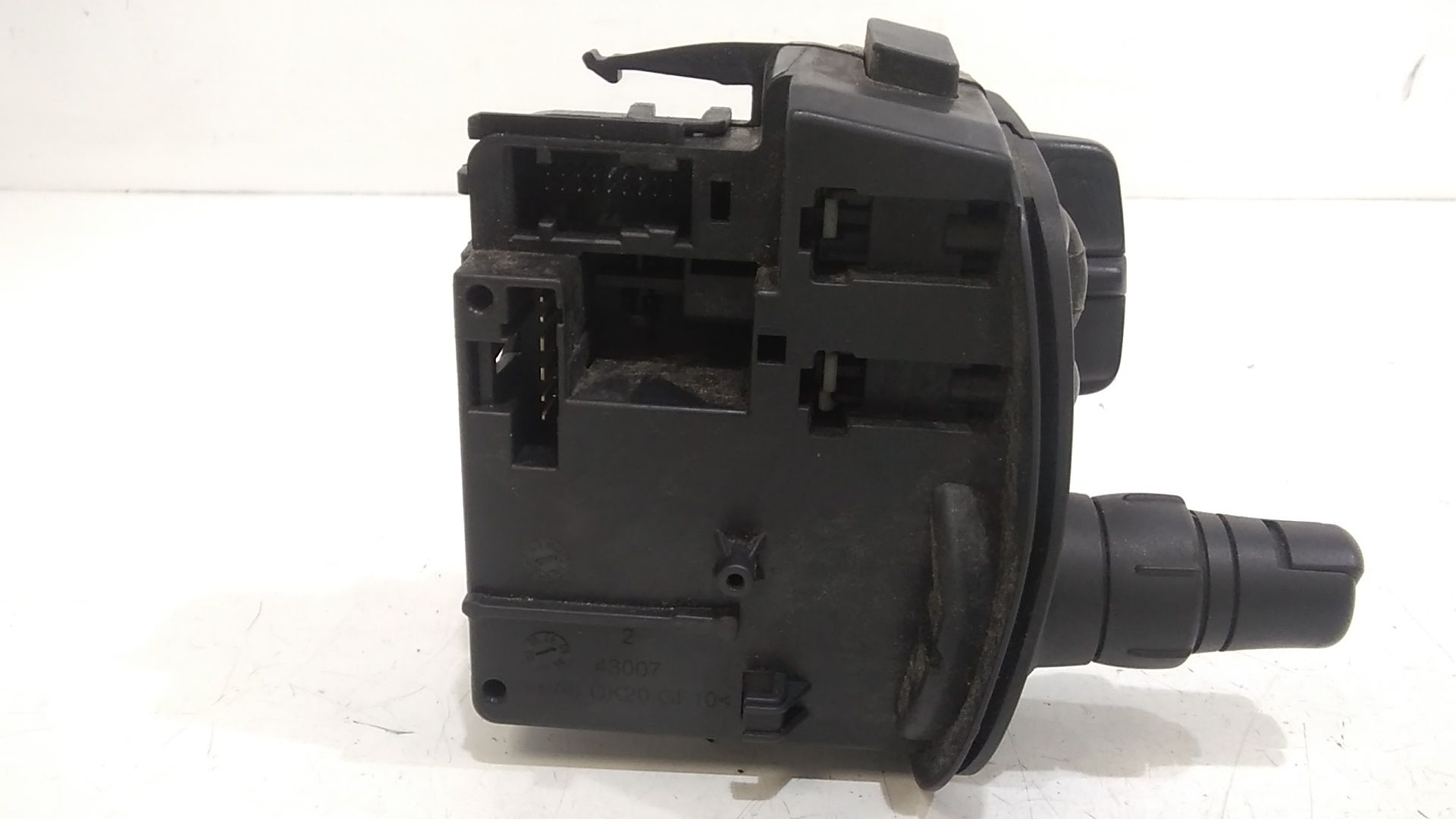 Devioluci destro RENAULT Clio Serie (04>08)