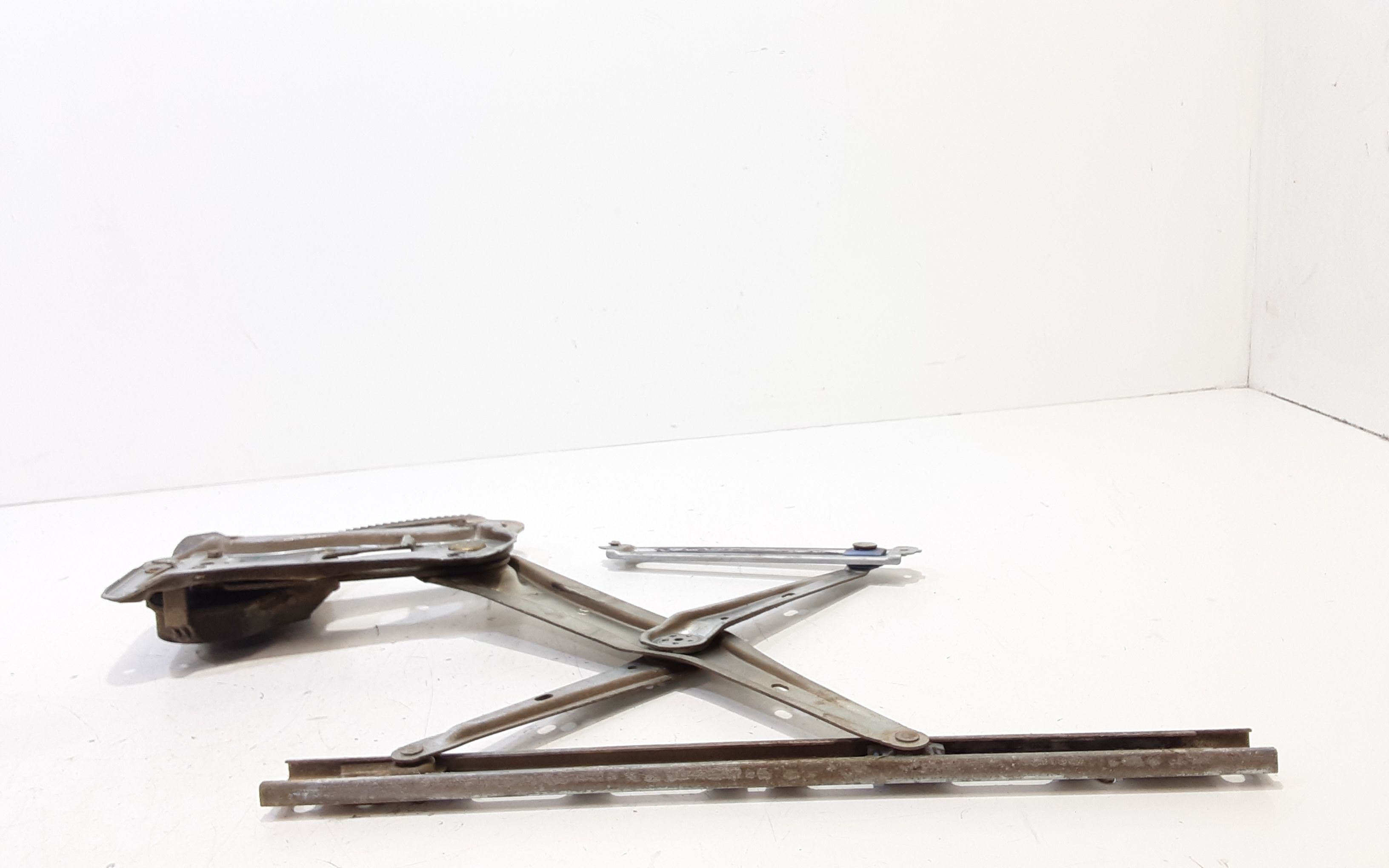 Cremagliera anteriore sinistra Guida MERCEDES CLK Coup W208