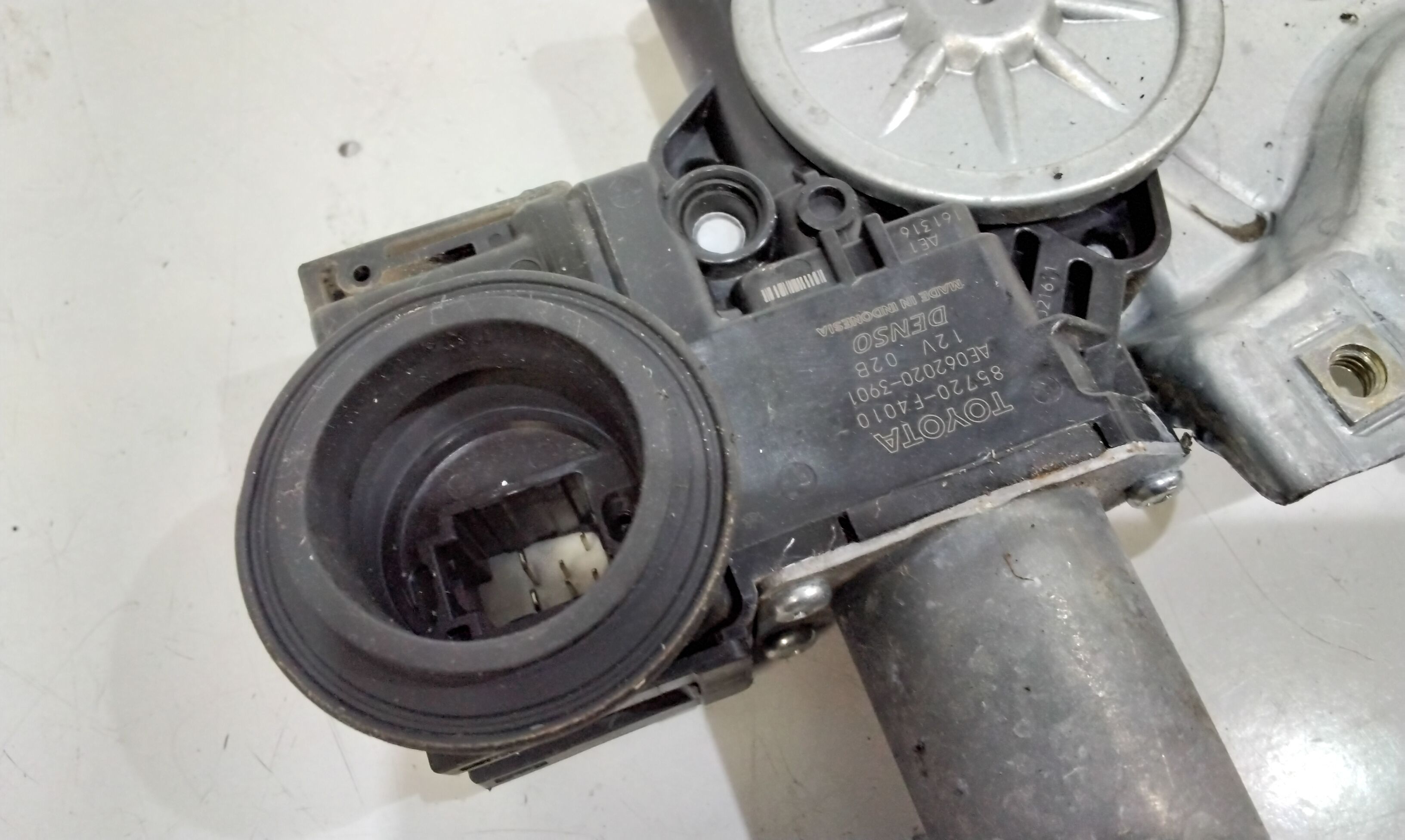 Cremagliera anteriore sinistra Guida TOYOTA C-HR Ibrida (16>)