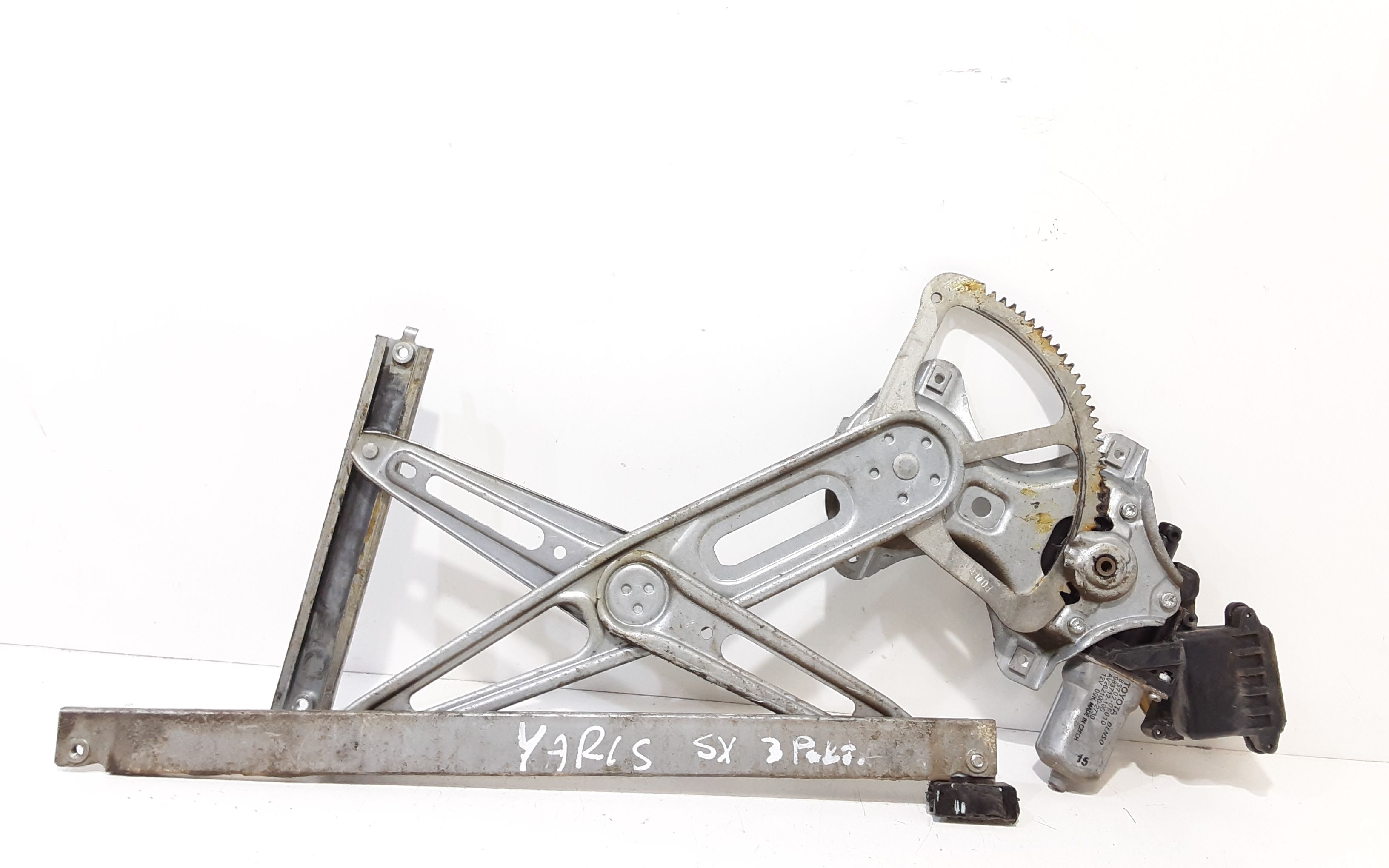 Cremagliera anteriore sinistra Guida TOYOTA Yaris 3 Serie