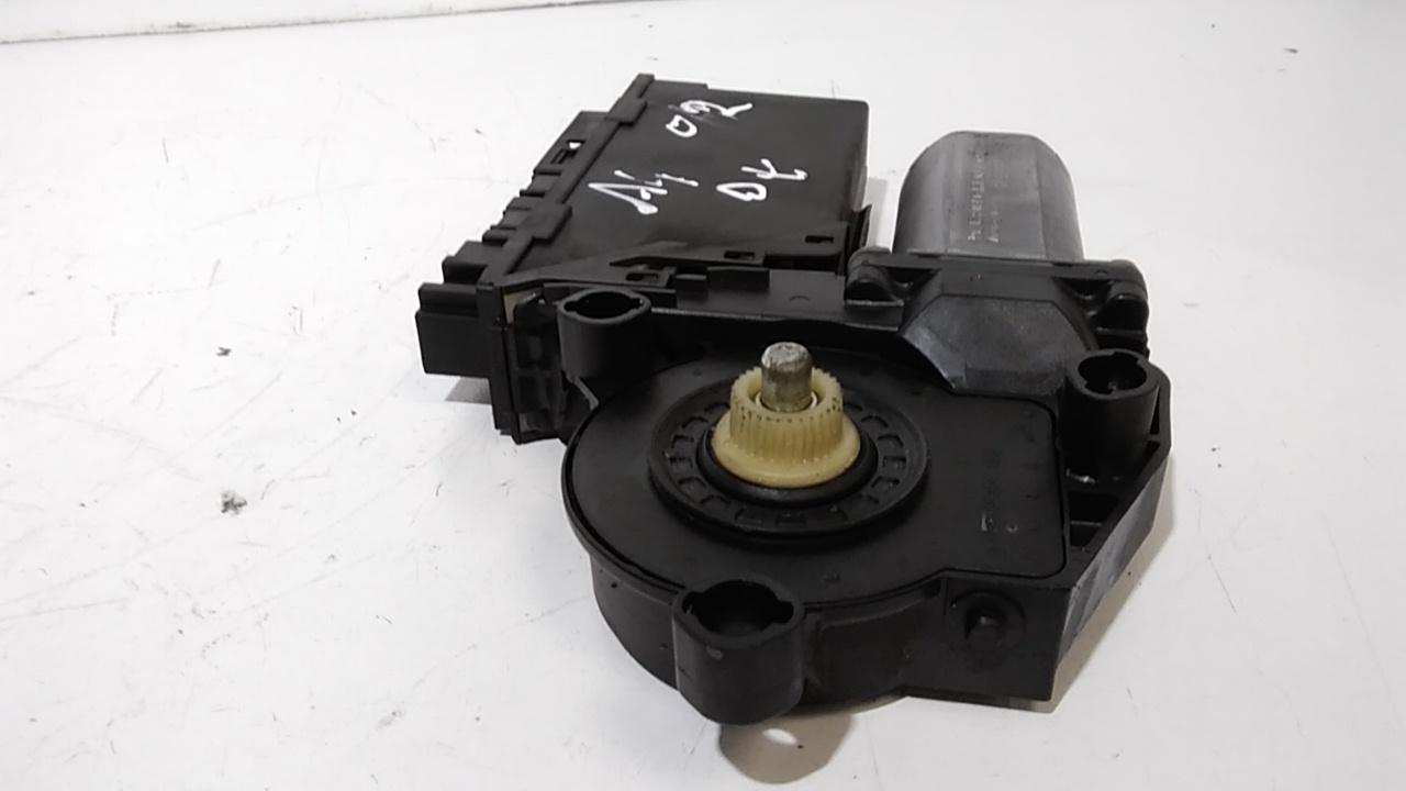 Motorino Alzavetro anteriore destra AUDI A4 Avant (8E) 1 serie