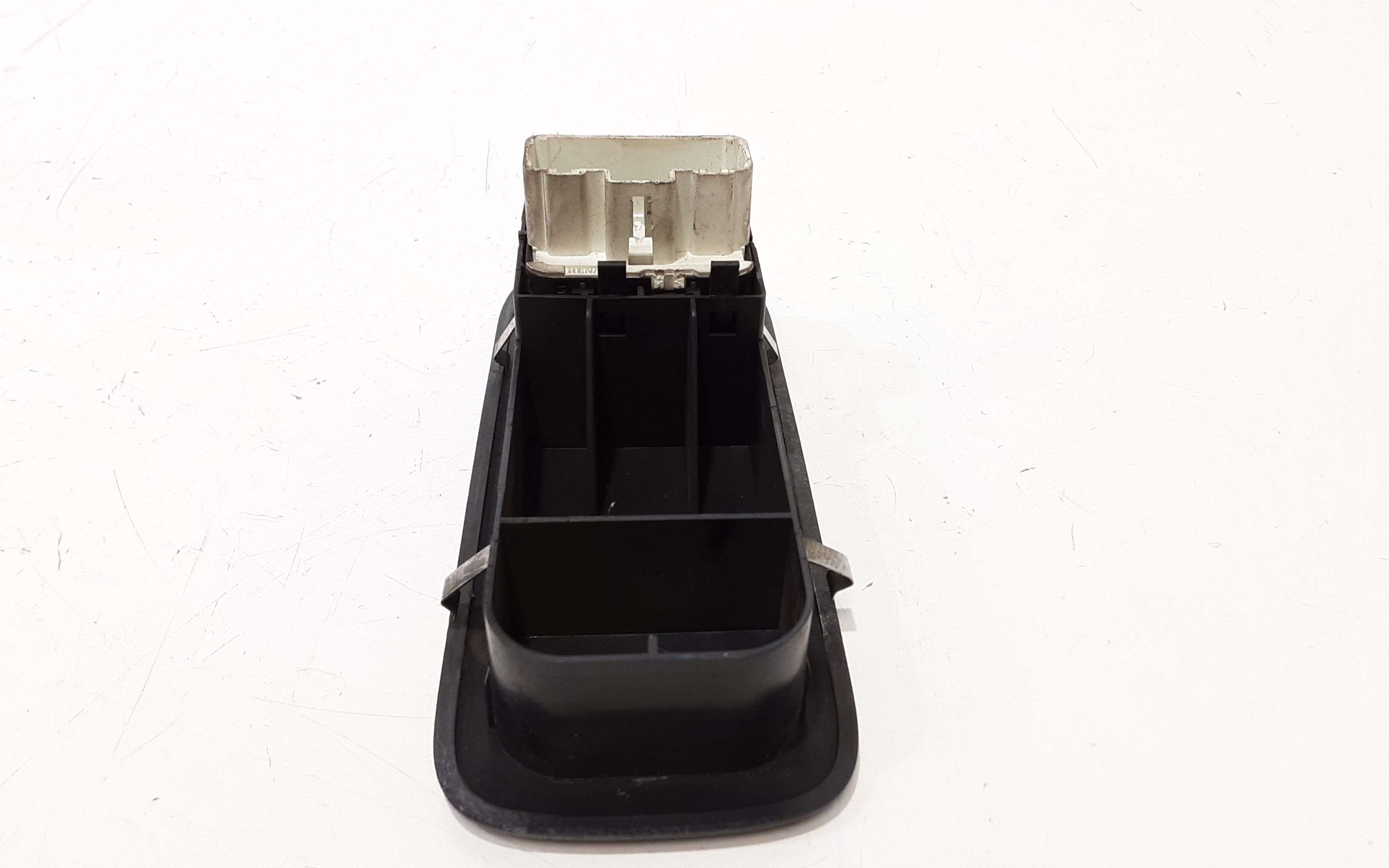 Pulsantiera anteriore sinistra Guida RENAULT Clio Serie (04>08)