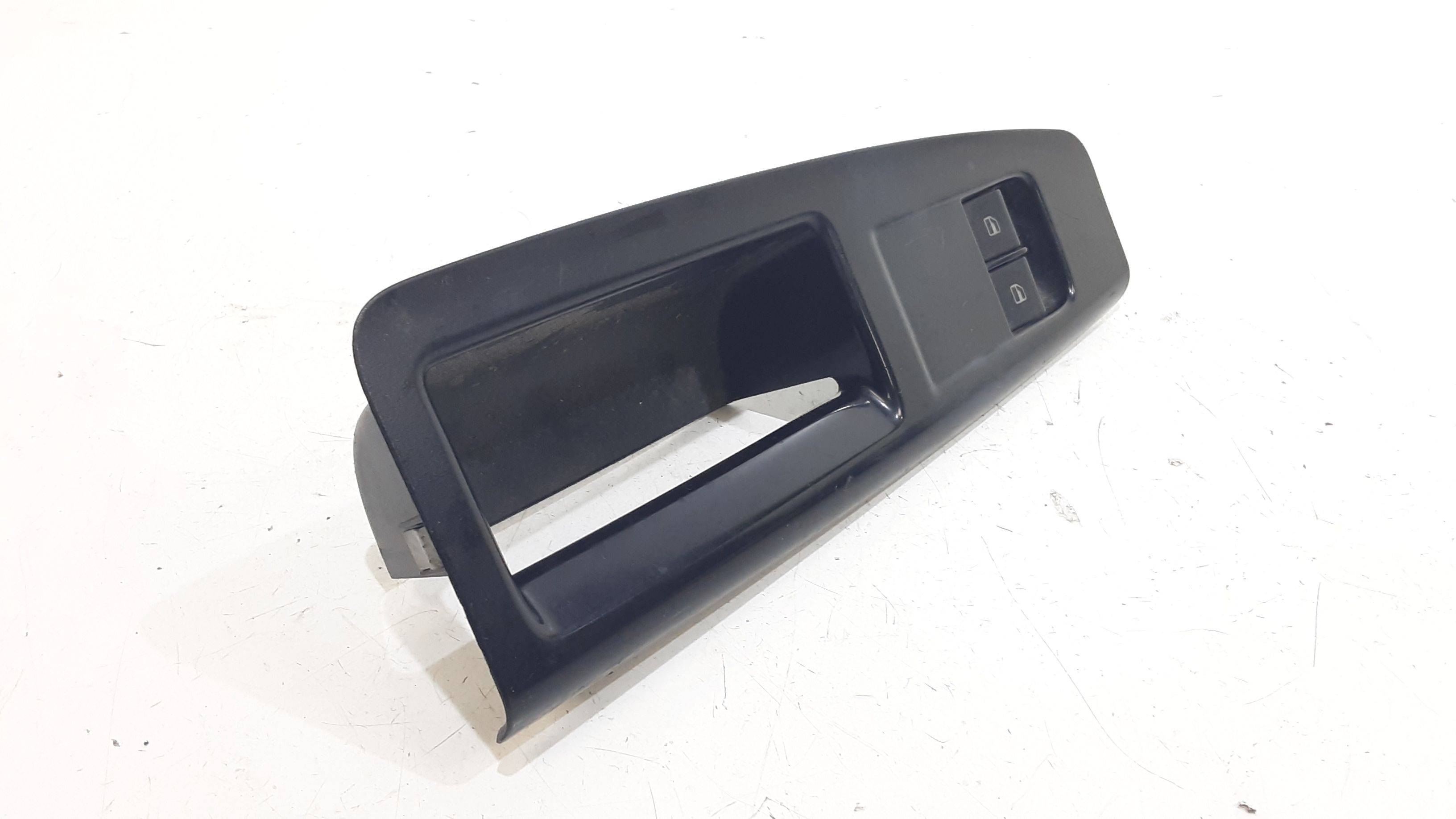 Pulsantiera anteriore sinistra Guida VOLKSWAGEN Polo 4 Serie