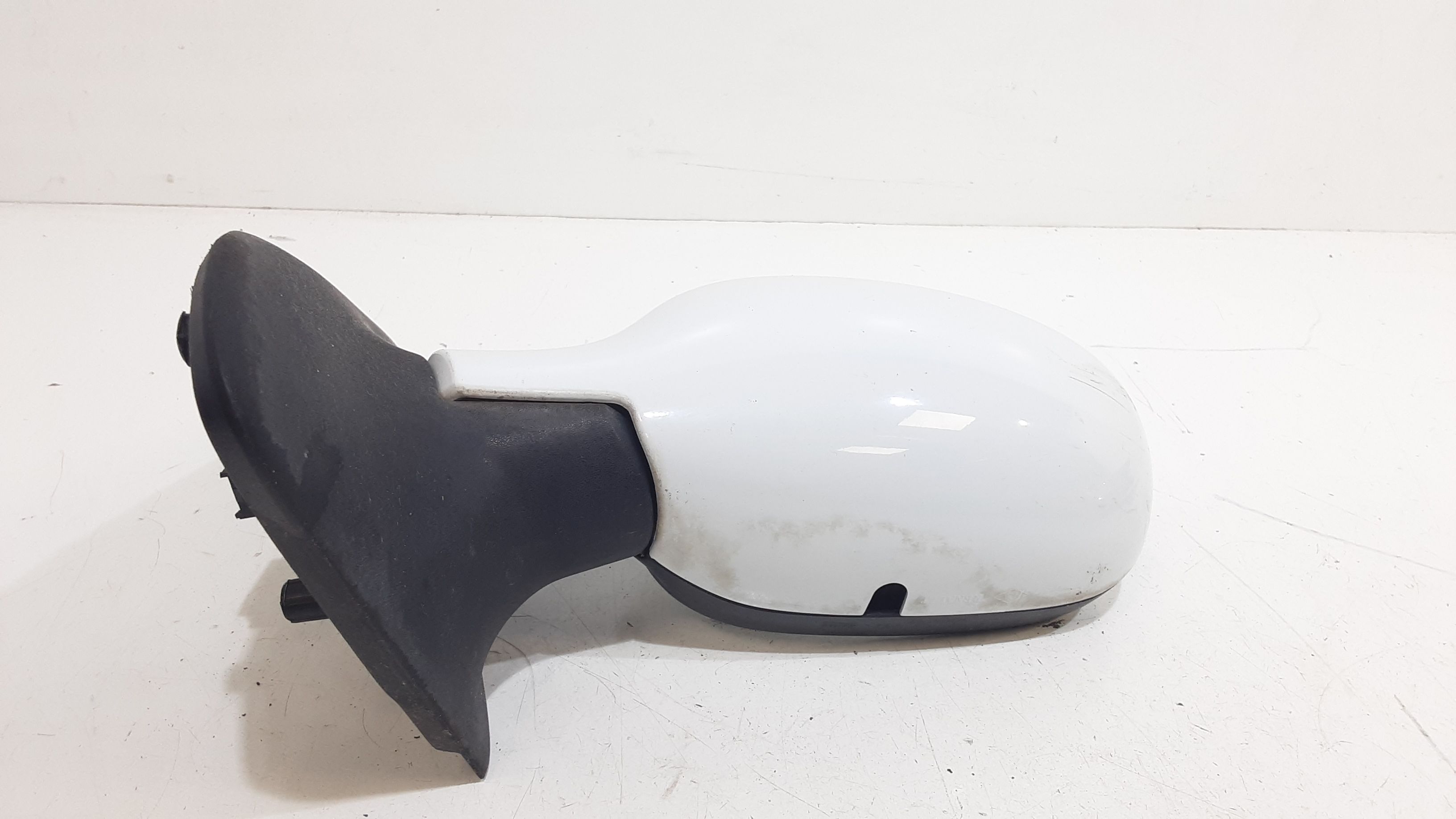 Specchietto Retrovisore Sinistro RENAULT Clio Serie (01>05)