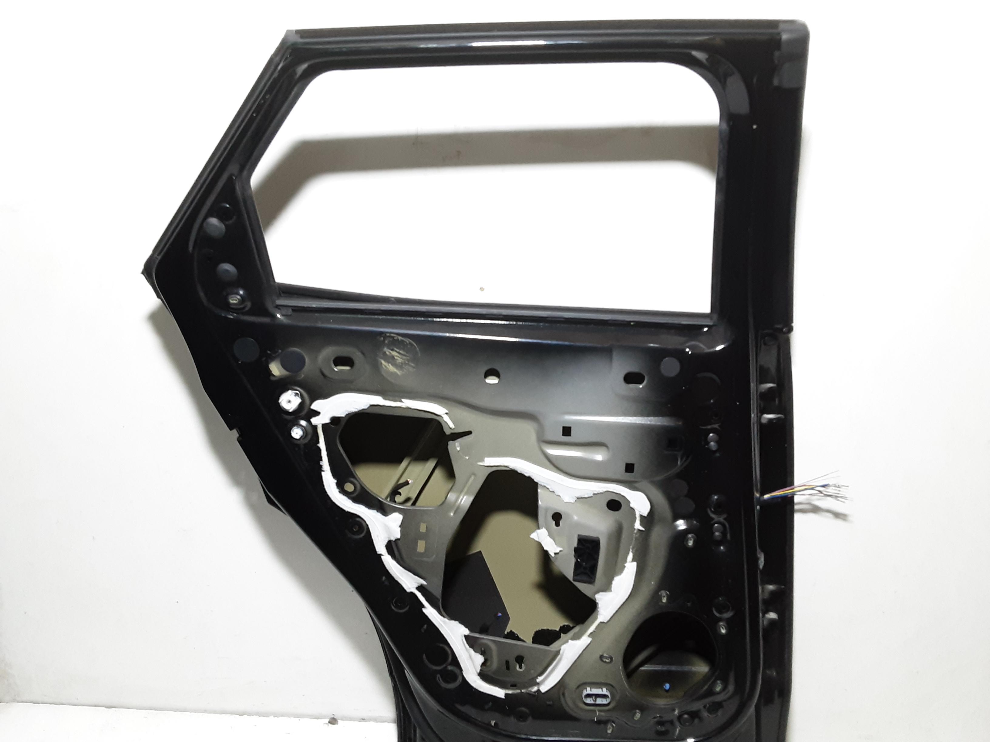 Portiera Posteriore Sinistra PEUGEOT 3008 GT Line (17>)