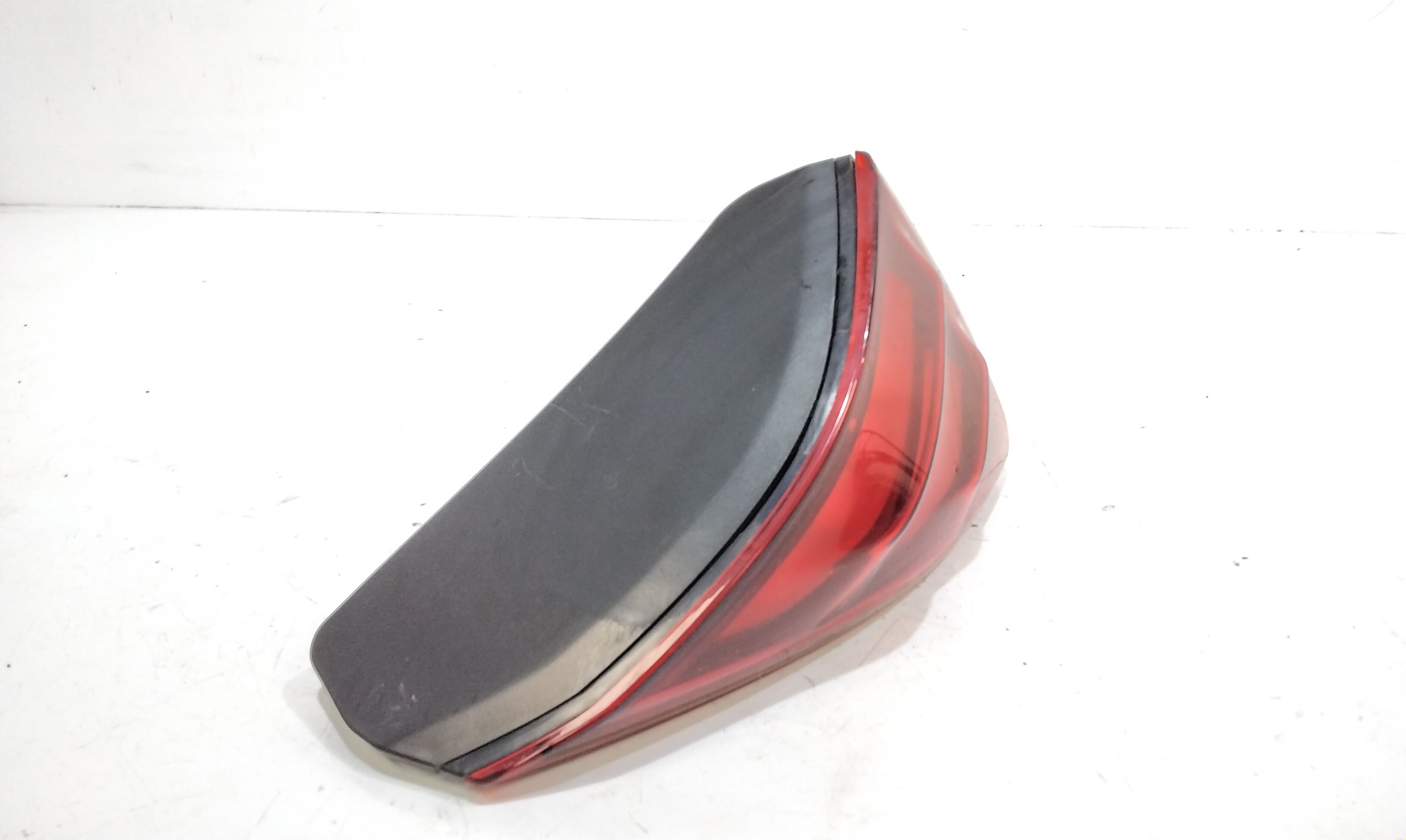 Stop Posteriore Destro Integrato nel Portello PEUGEOT 3008 Serie (09>16)