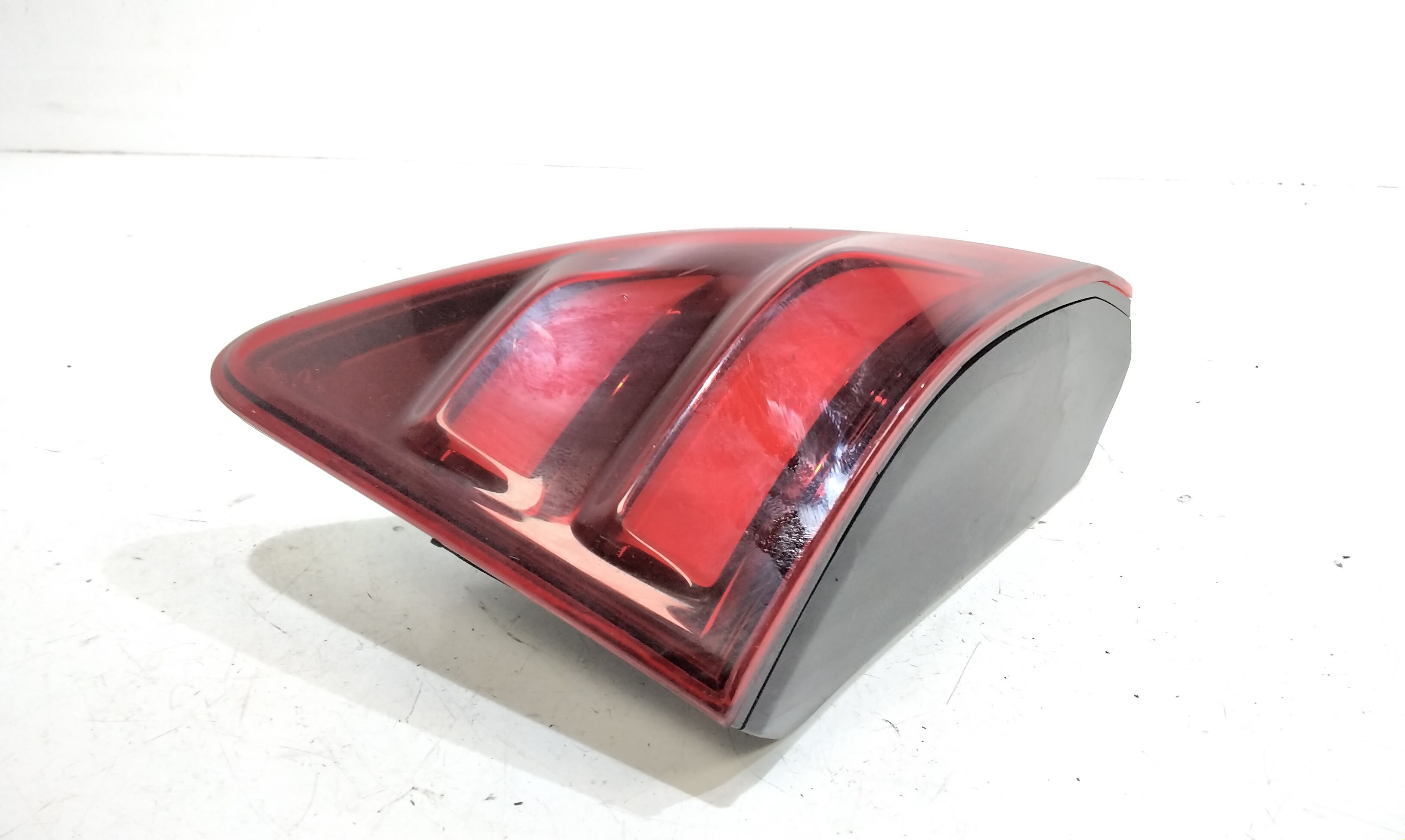 Stop Posteriore Destro Integrato nel Portello PEUGEOT 3008 Serie (09>16)