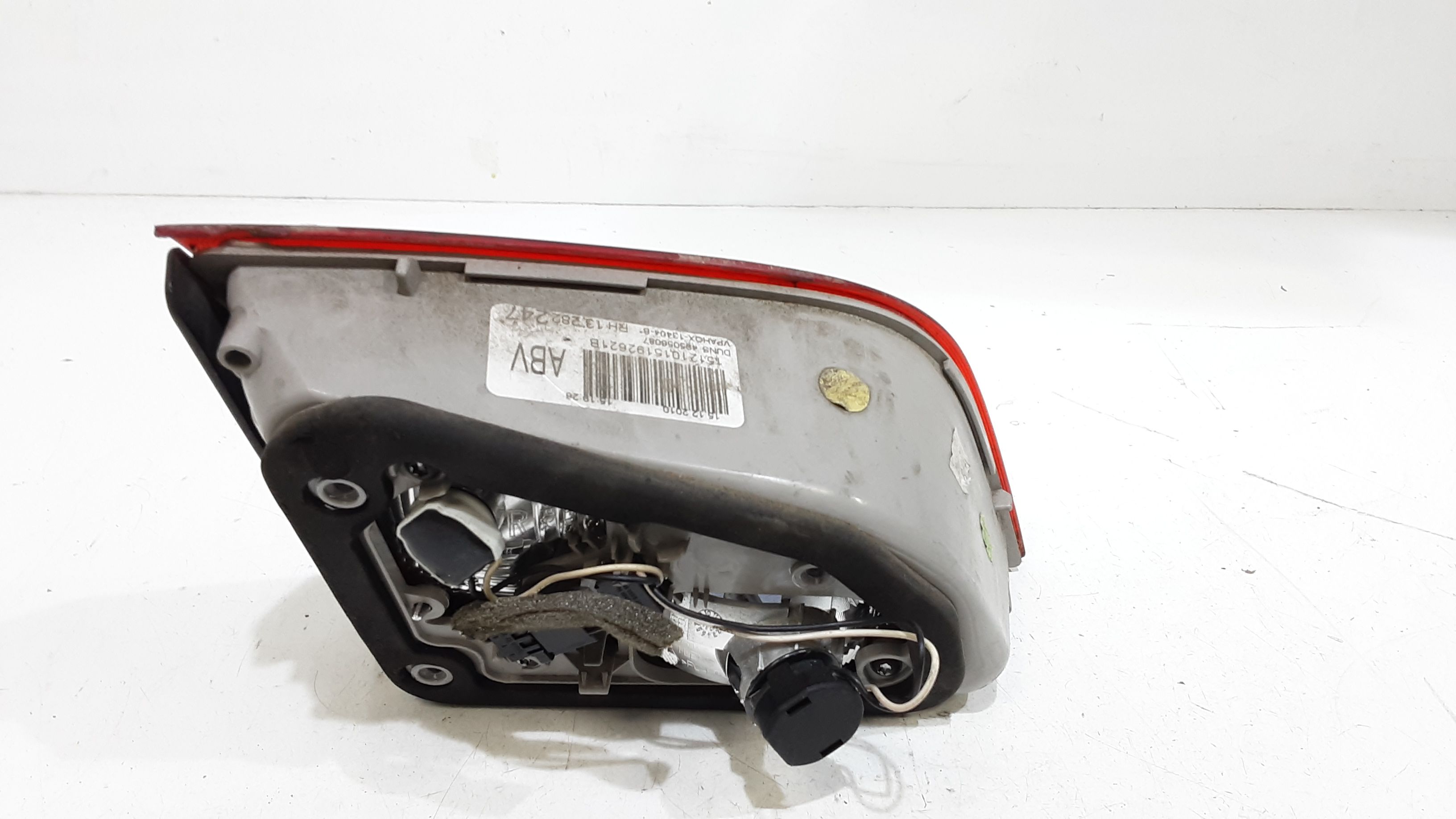 Stop Posteriore Destro Integrato nel Portello OPEL Astra J S. Wagon