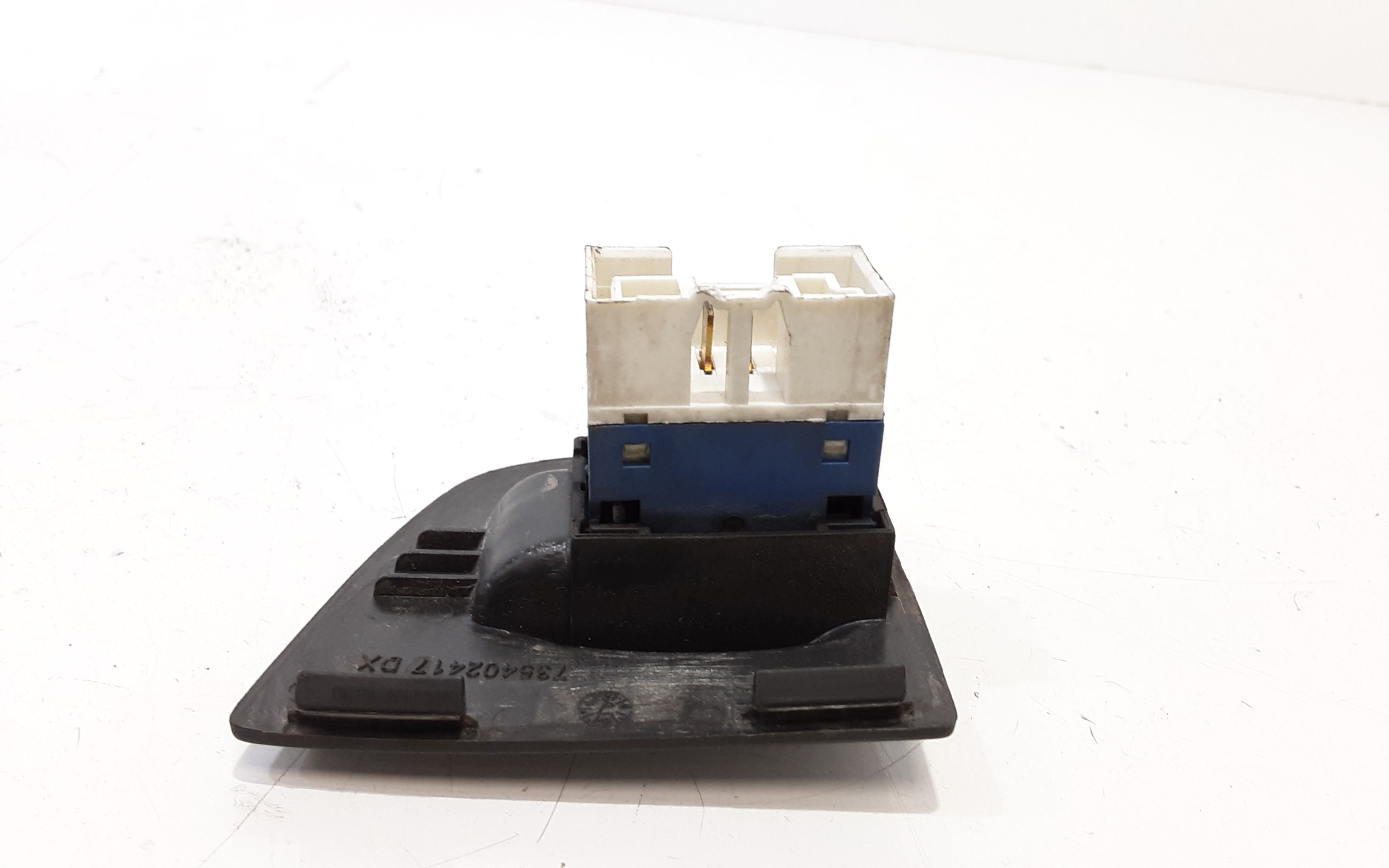 Pulsantiera Anteriore Destra Passeggero FIAT Dobl Cargo (05>09)