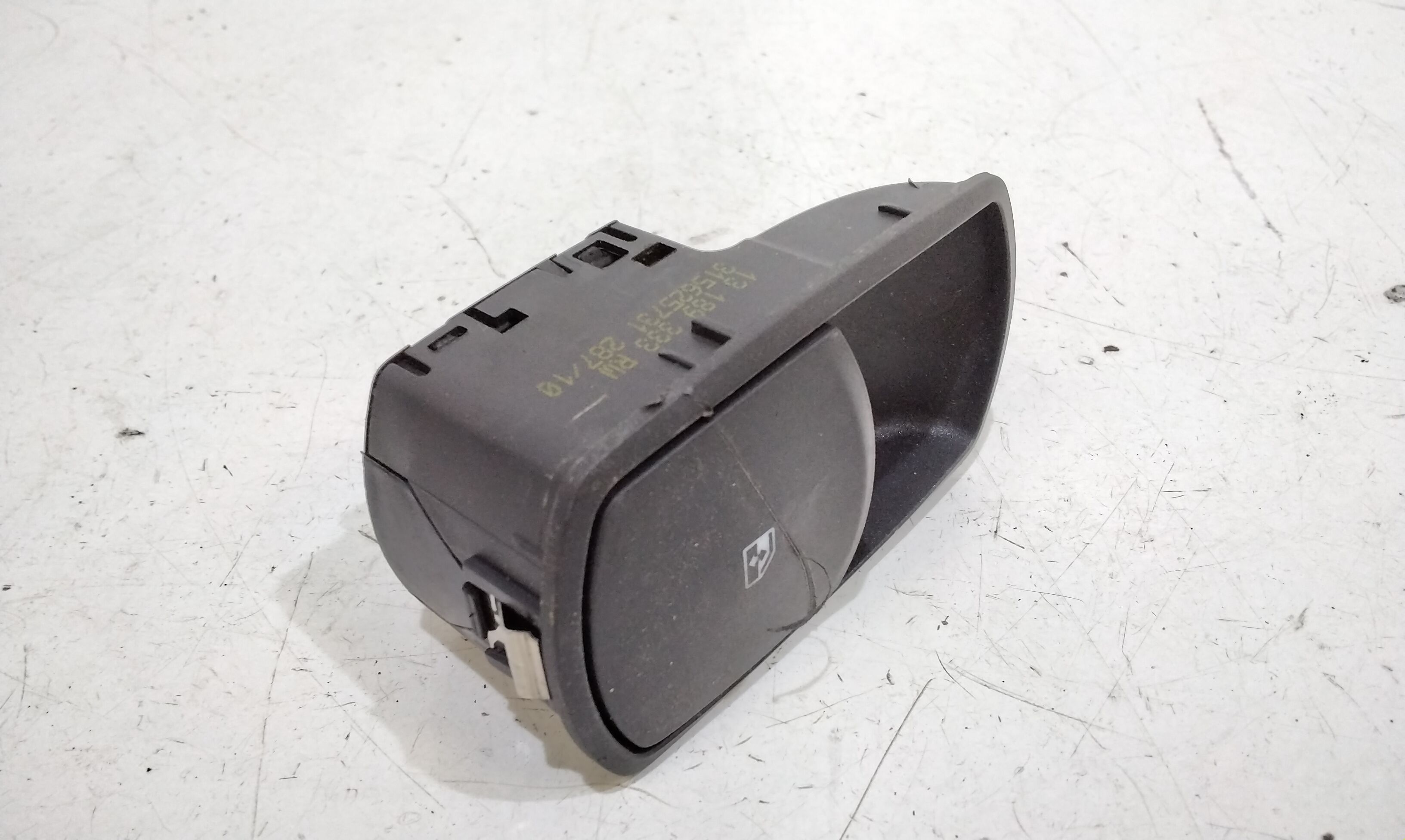 Pulsantiera Anteriore Destra Passeggero OPEL Corsa D 5P 1 Serie