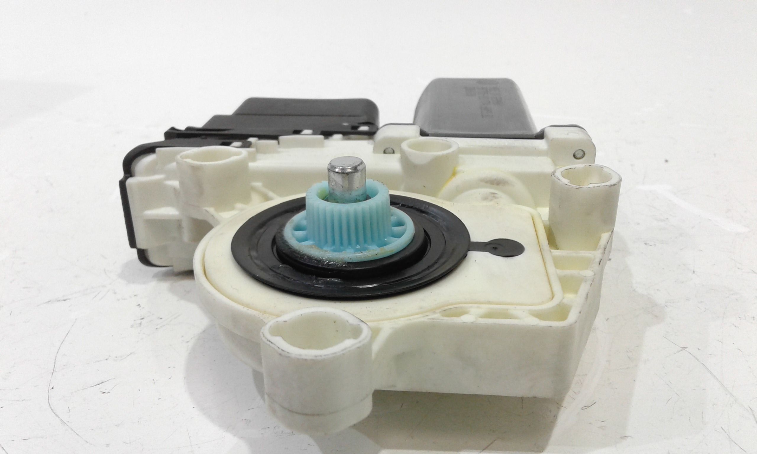 Motorino Alzavetro posteriore destra VOLKSWAGEN Passat Variant 4 Serie