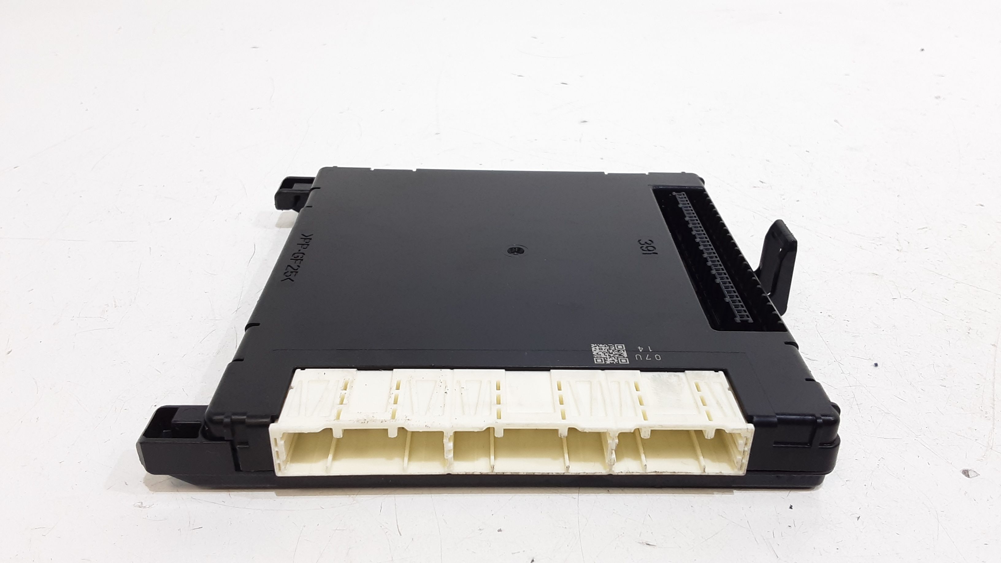 Body Computer TOYOTA Rav4 Serie (18>)