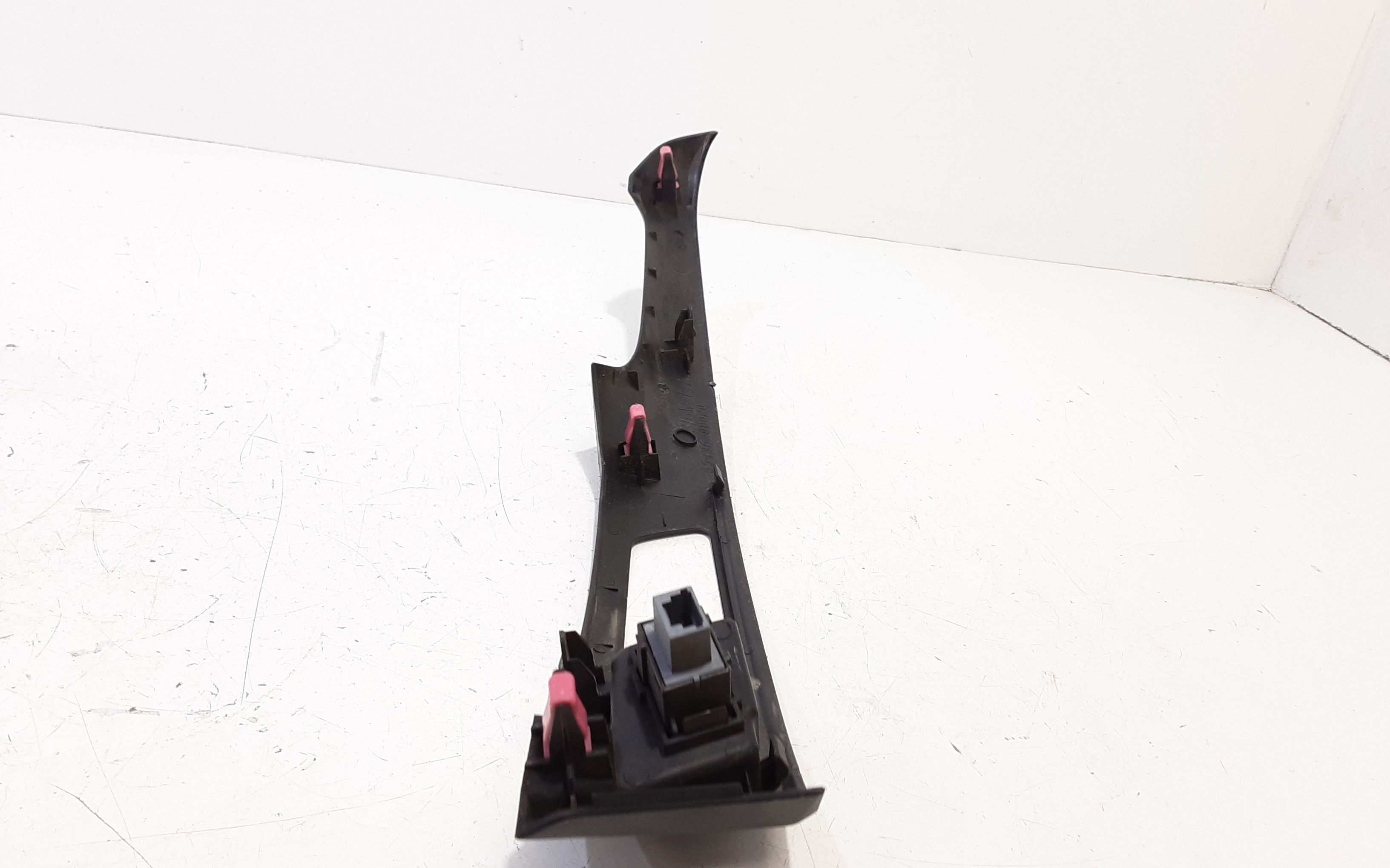 Pulsante luci di emergenza TOYOTA Yaris 3 Serie