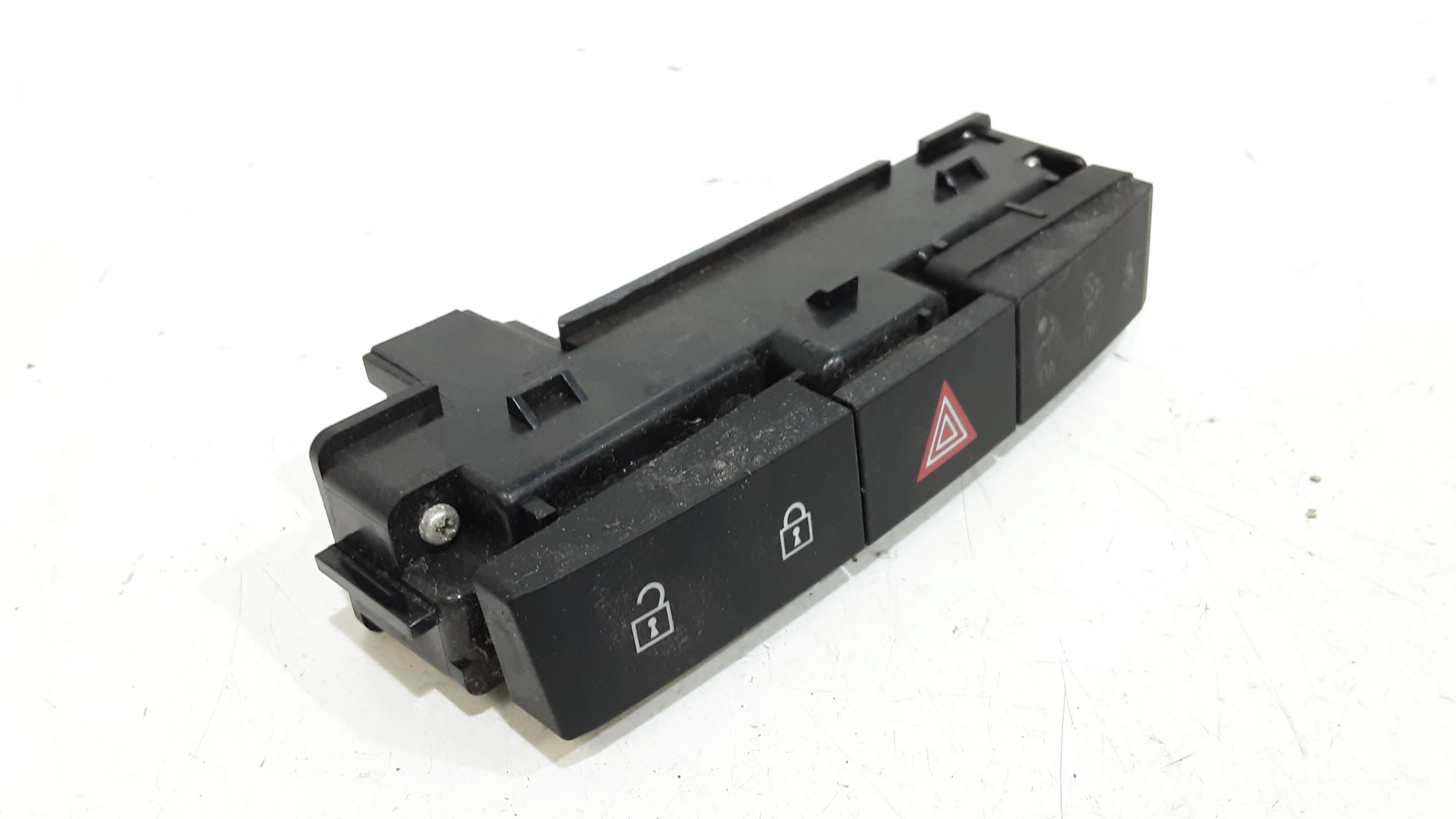 Pulsante luci di emergenza OPEL Astra J S. Wagon