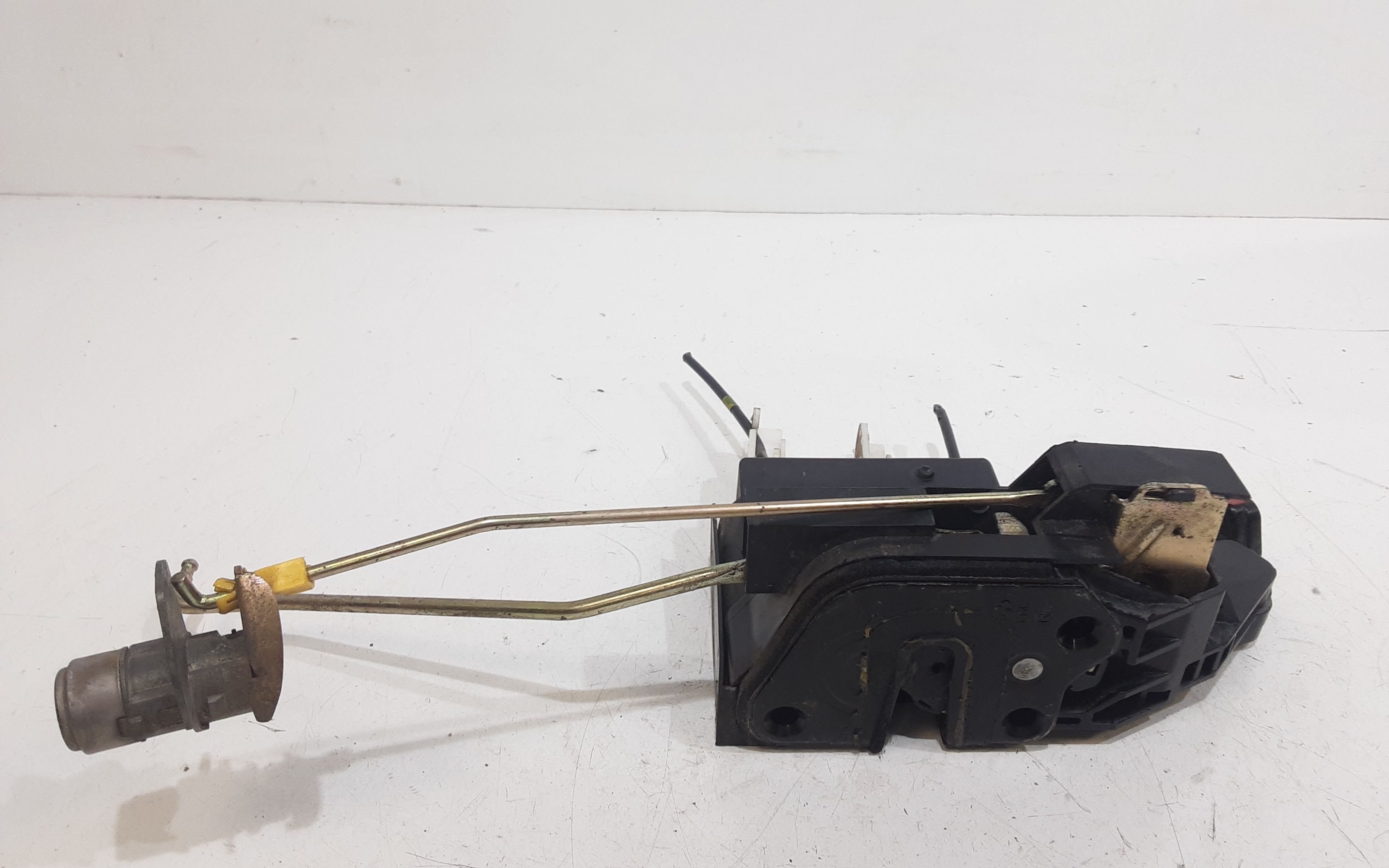 Serratura Anteriore Destra HYUNDAI Santa Fe 2 Serie