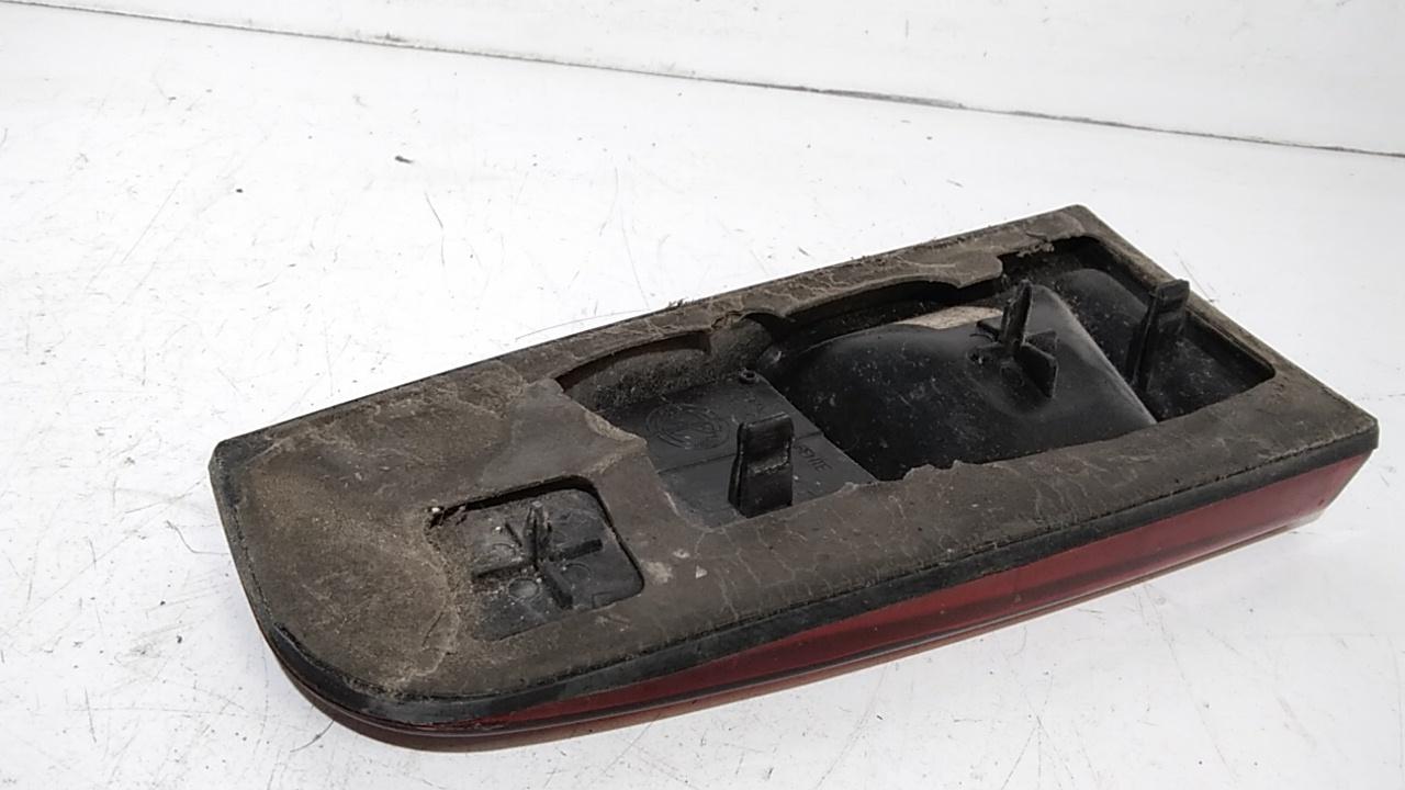 Catarifrangente riflettore portellone DX passegg. FIAT Punto Berlina 3P 3 Serie