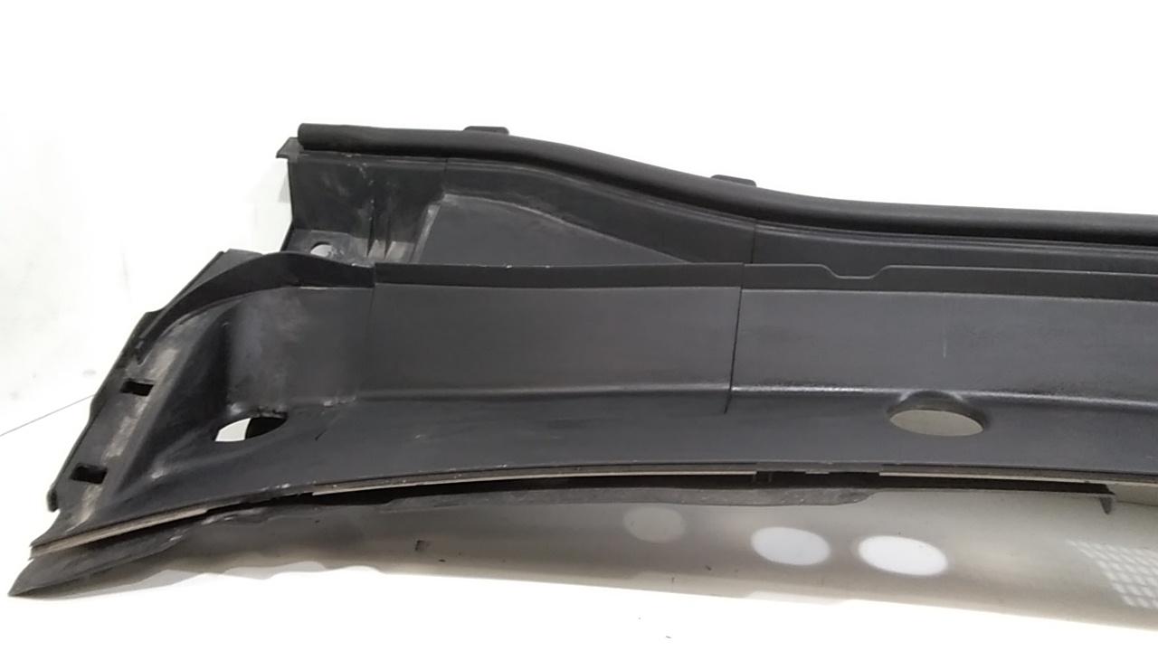 Griglia Gocciolatoio ant. TOYOTA C-HR Ibrida (16>)