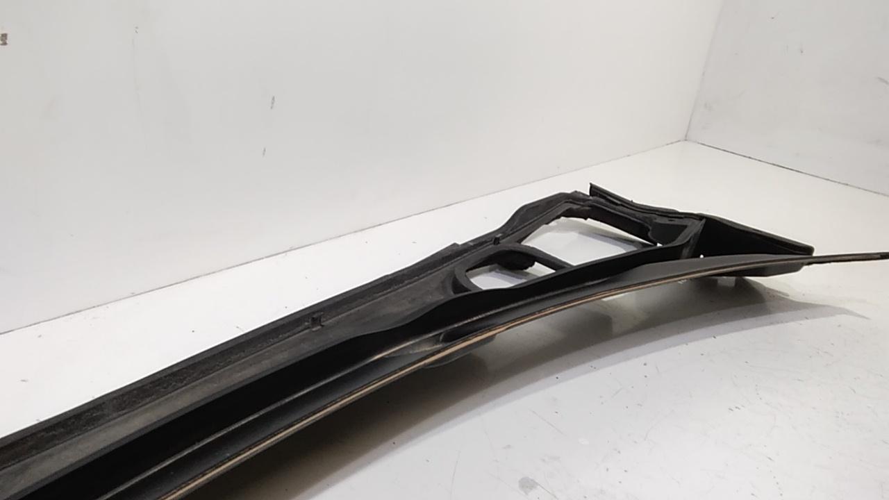 Griglia Gocciolatoio ant. JAGUAR E-Pace Serie  (17>)