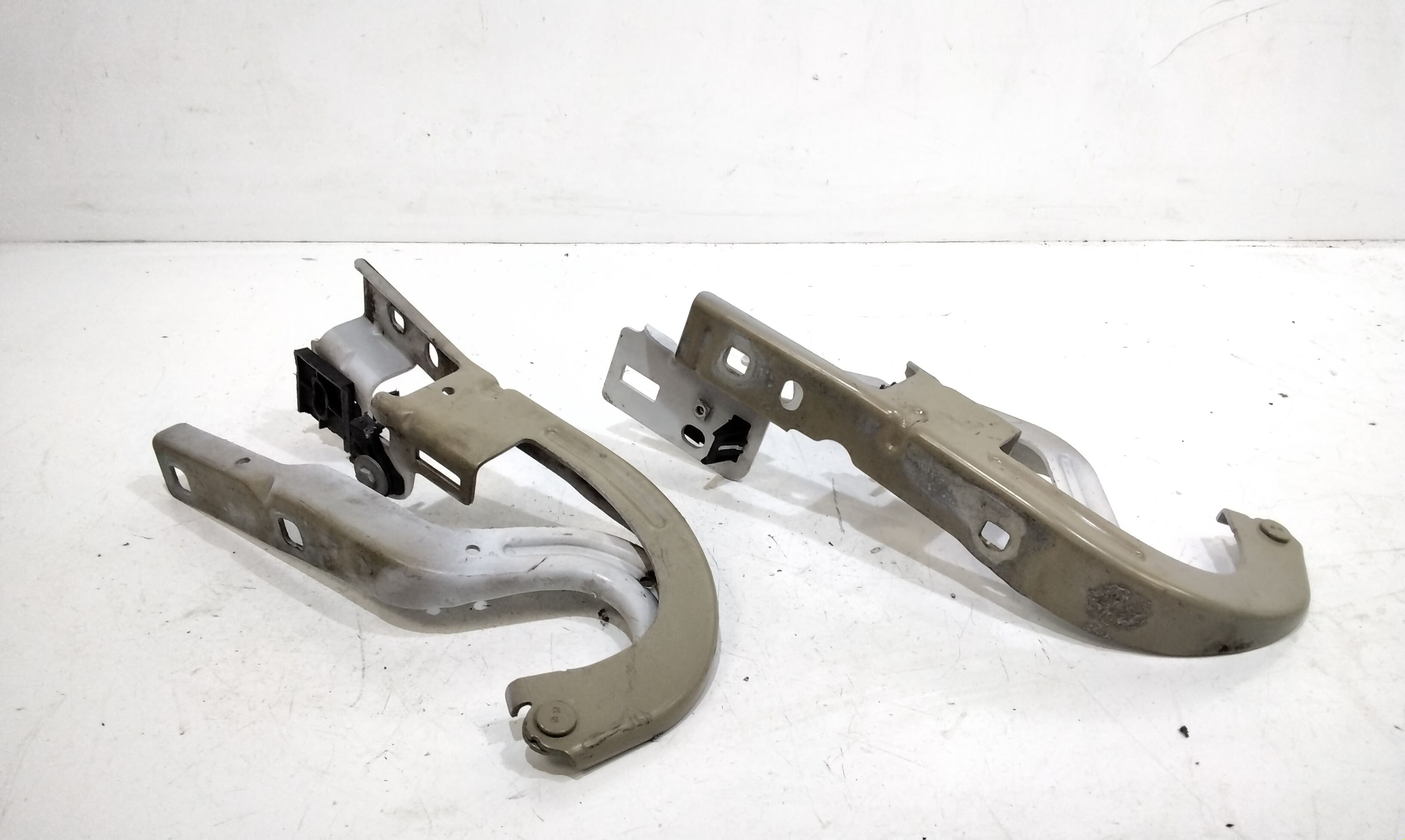 Cerniere cofano anteriore dx e sx PEUGEOT 3008 Serie (09>16)