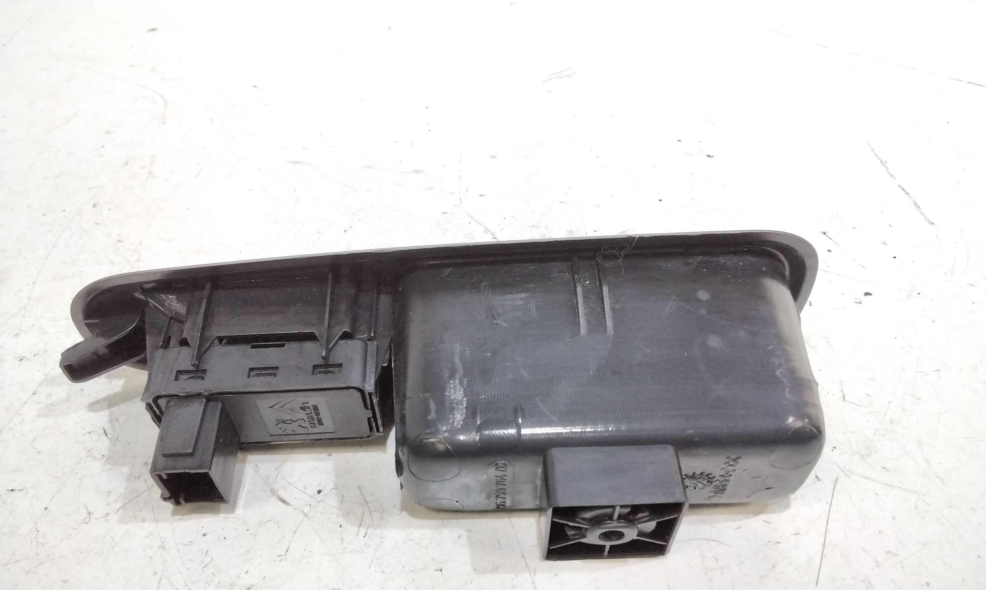 Pulsantiera Posteriore Destra PEUGEOT 3008 Serie (09>16)