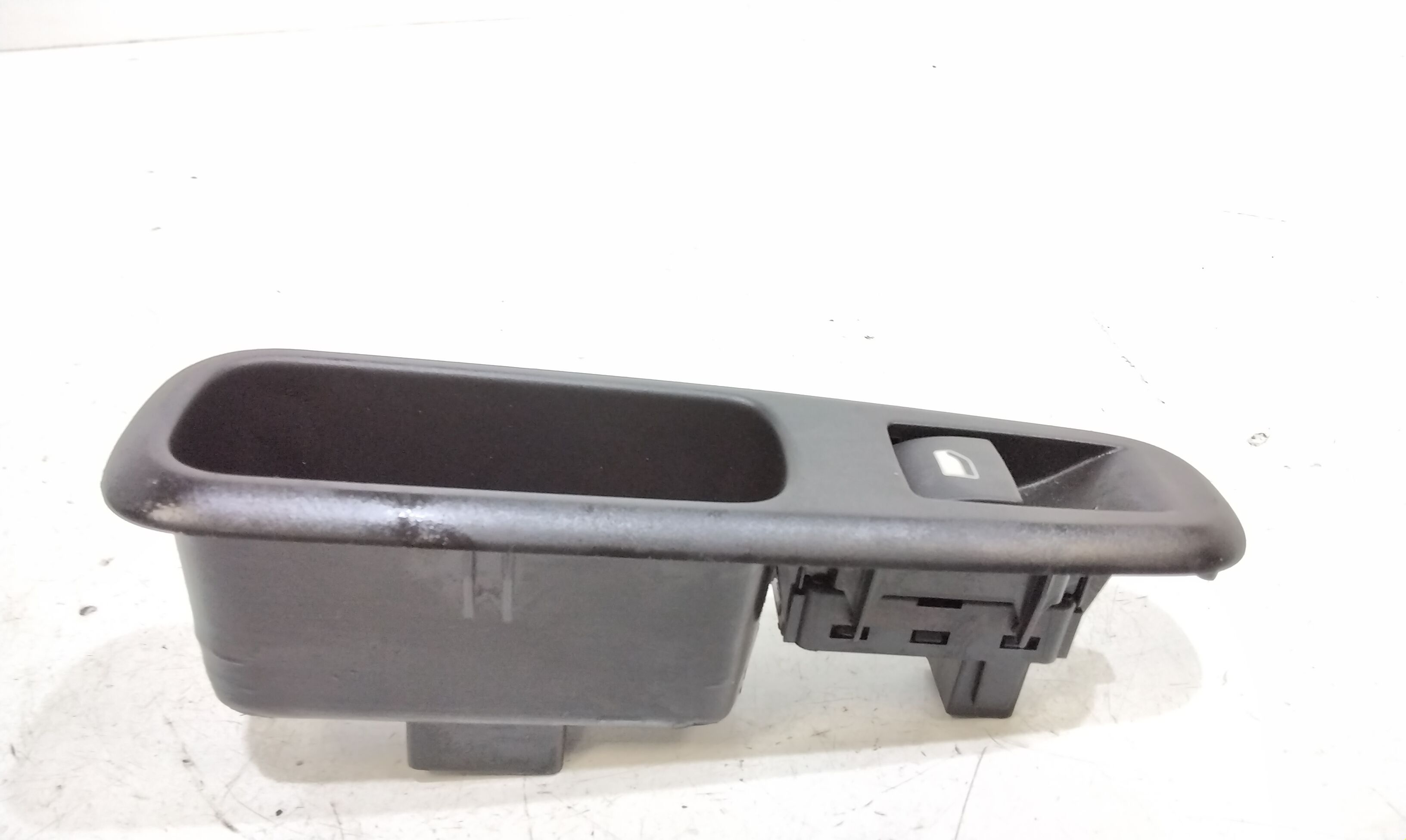 Pulsantiera Posteriore Destra PEUGEOT 3008 Serie (09>16)