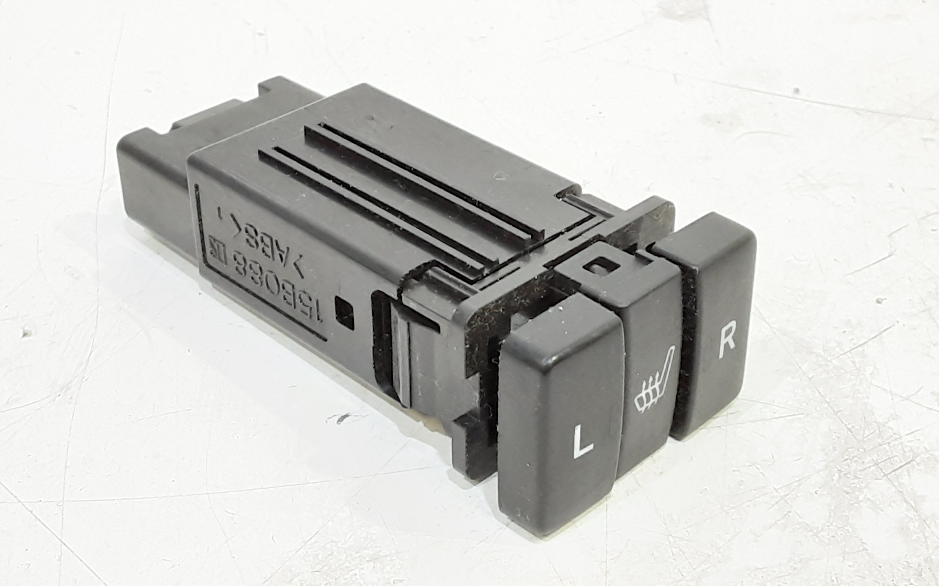 Pulsante sedile riscaldabile TOYOTA Verso 1 Serie