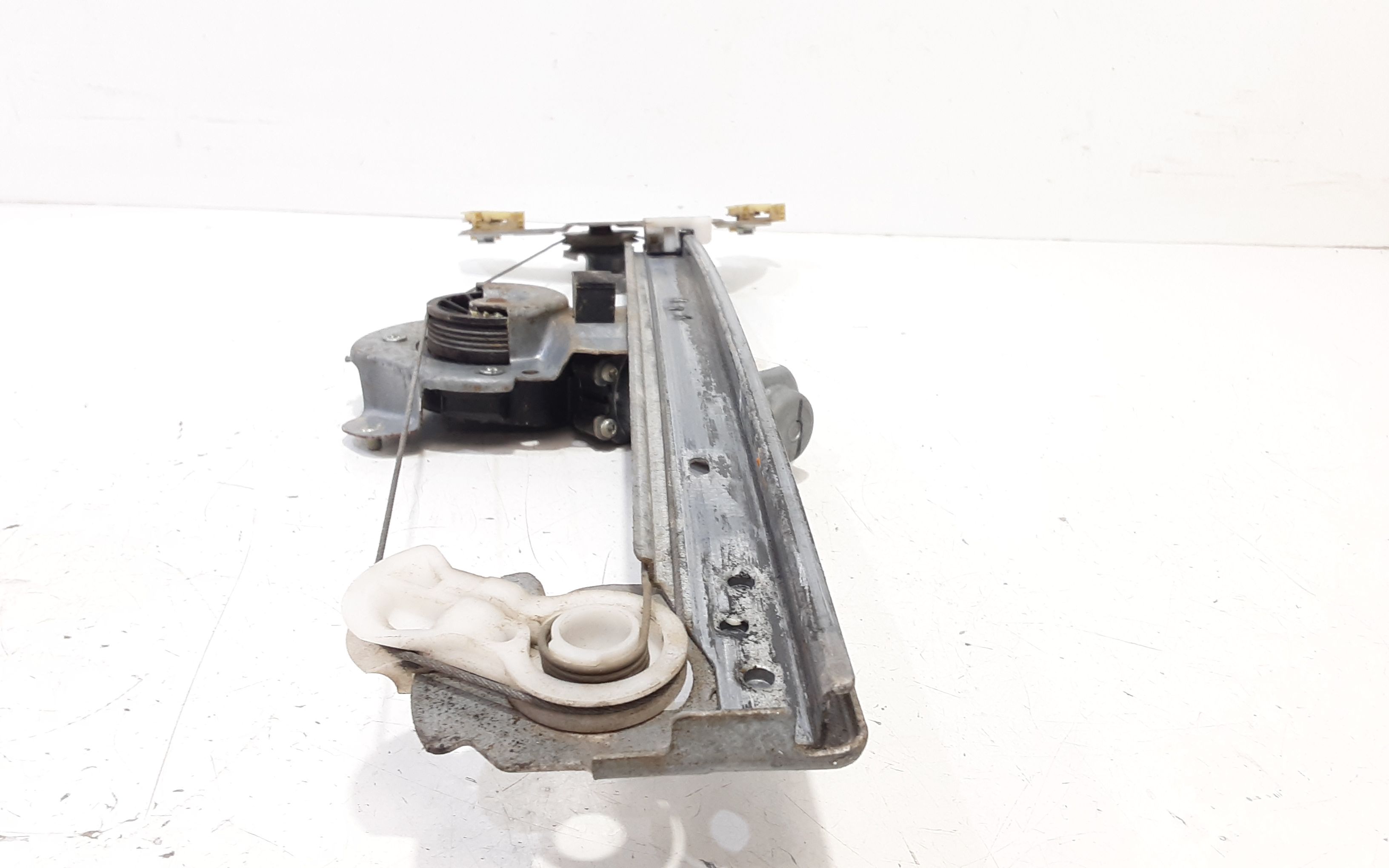 Cremagliera anteriore sinistra Guida TOYOTA Aygo 1 Serie