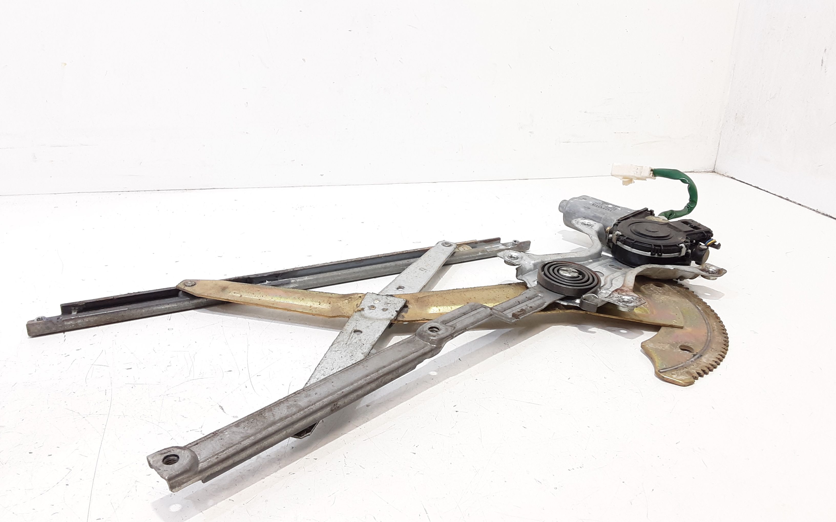 Cremagliera anteriore sinistra Guida TOYOTA Corolla Berlina 1 Serie